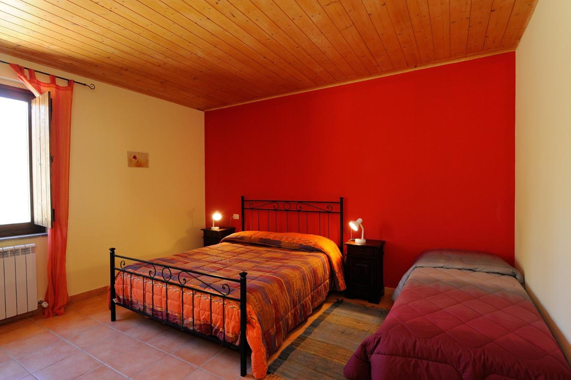 Triple Room with Private Bathroom photo 3