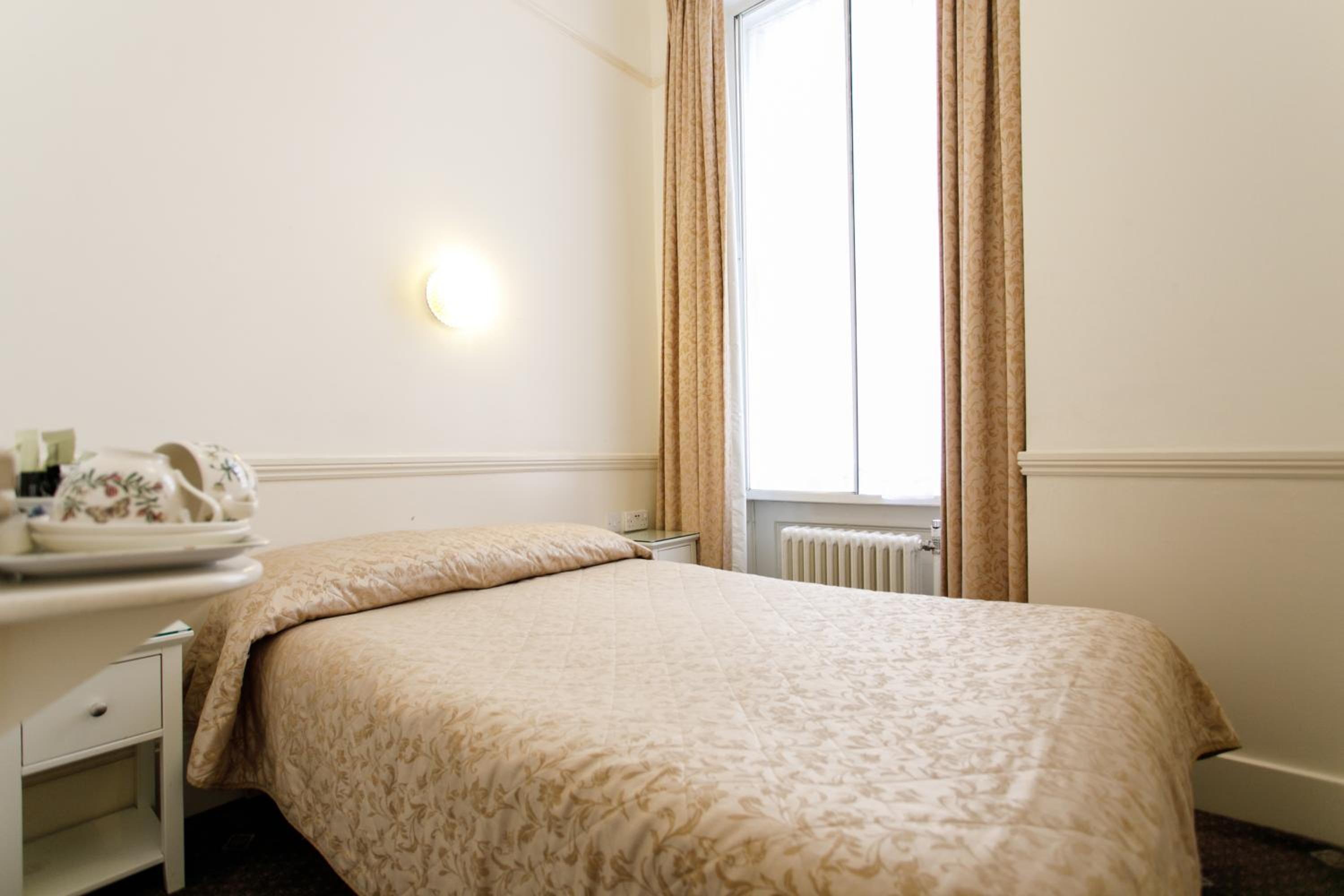 Large Single Room