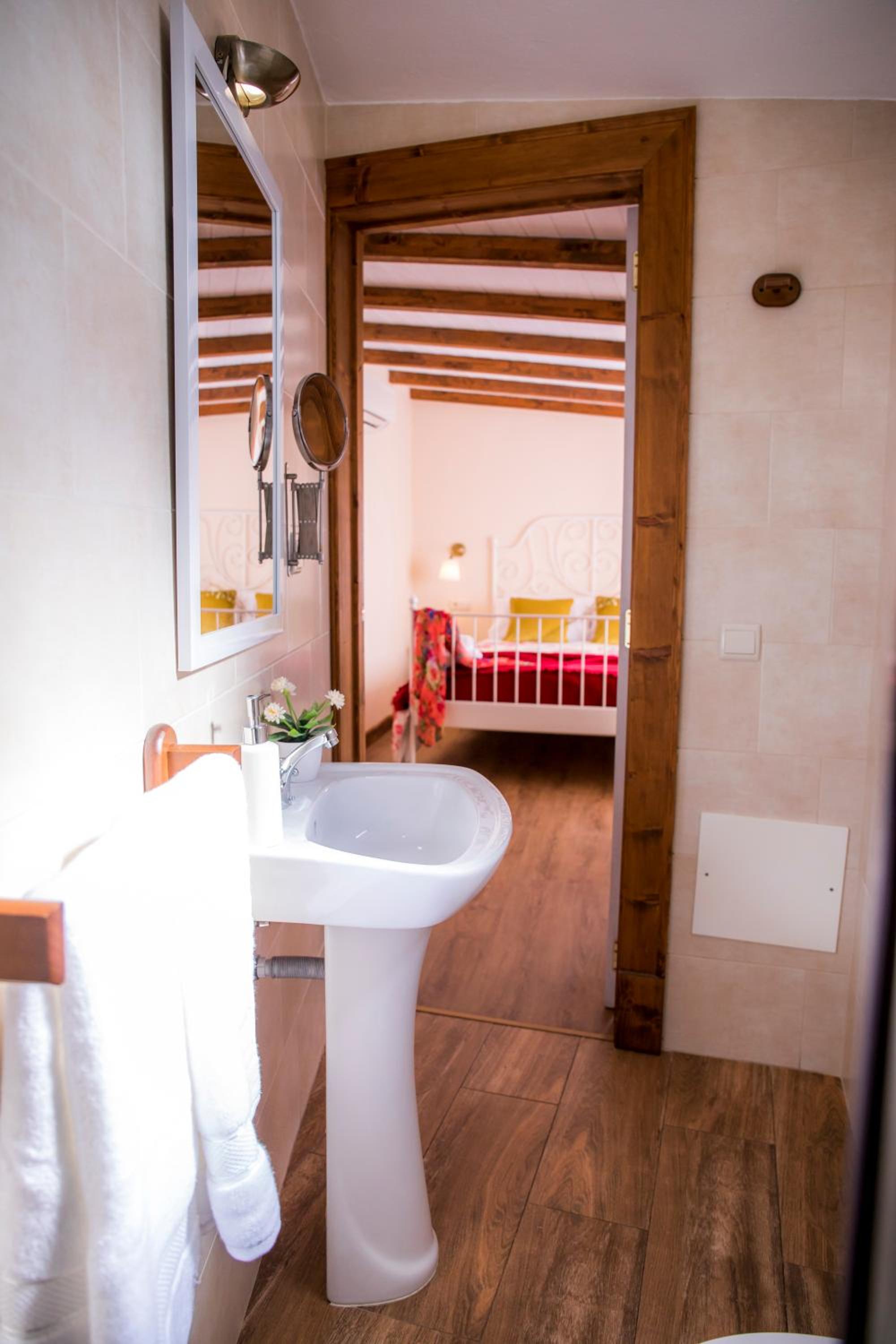 Superior Double Room - 2nd Floor photo 2