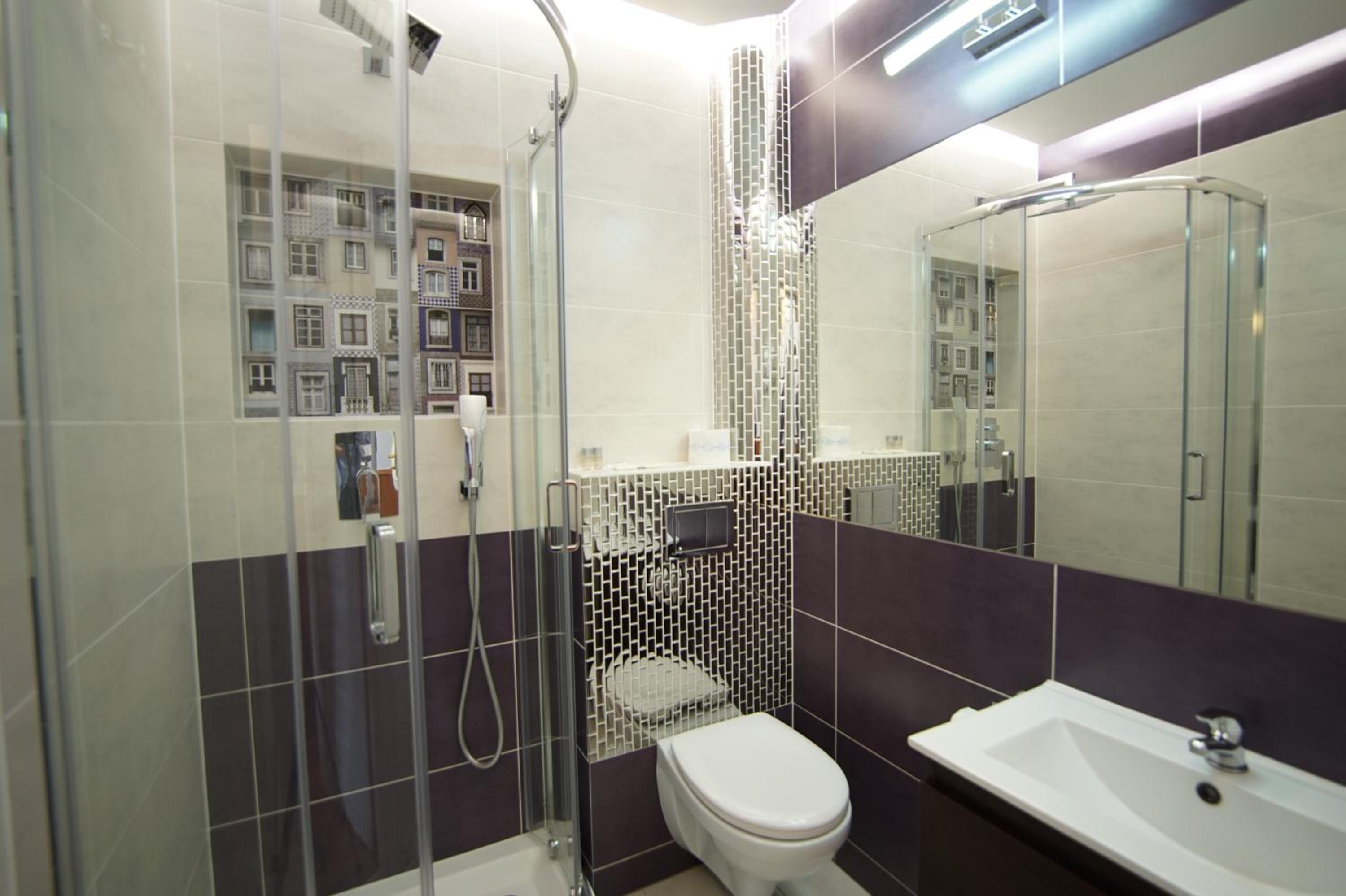 Twin Room - Photo 3
