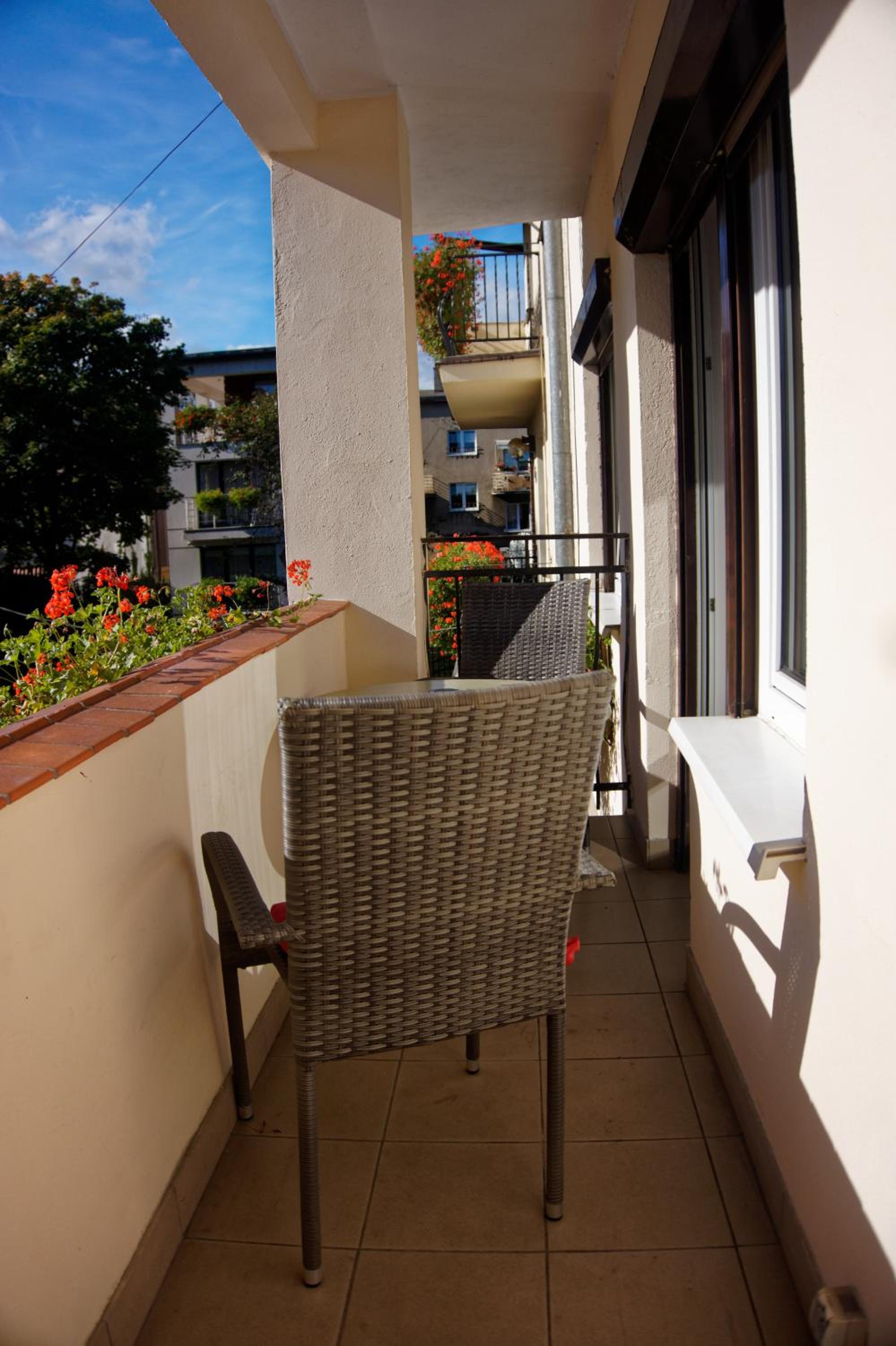 Double Room - Photo 9