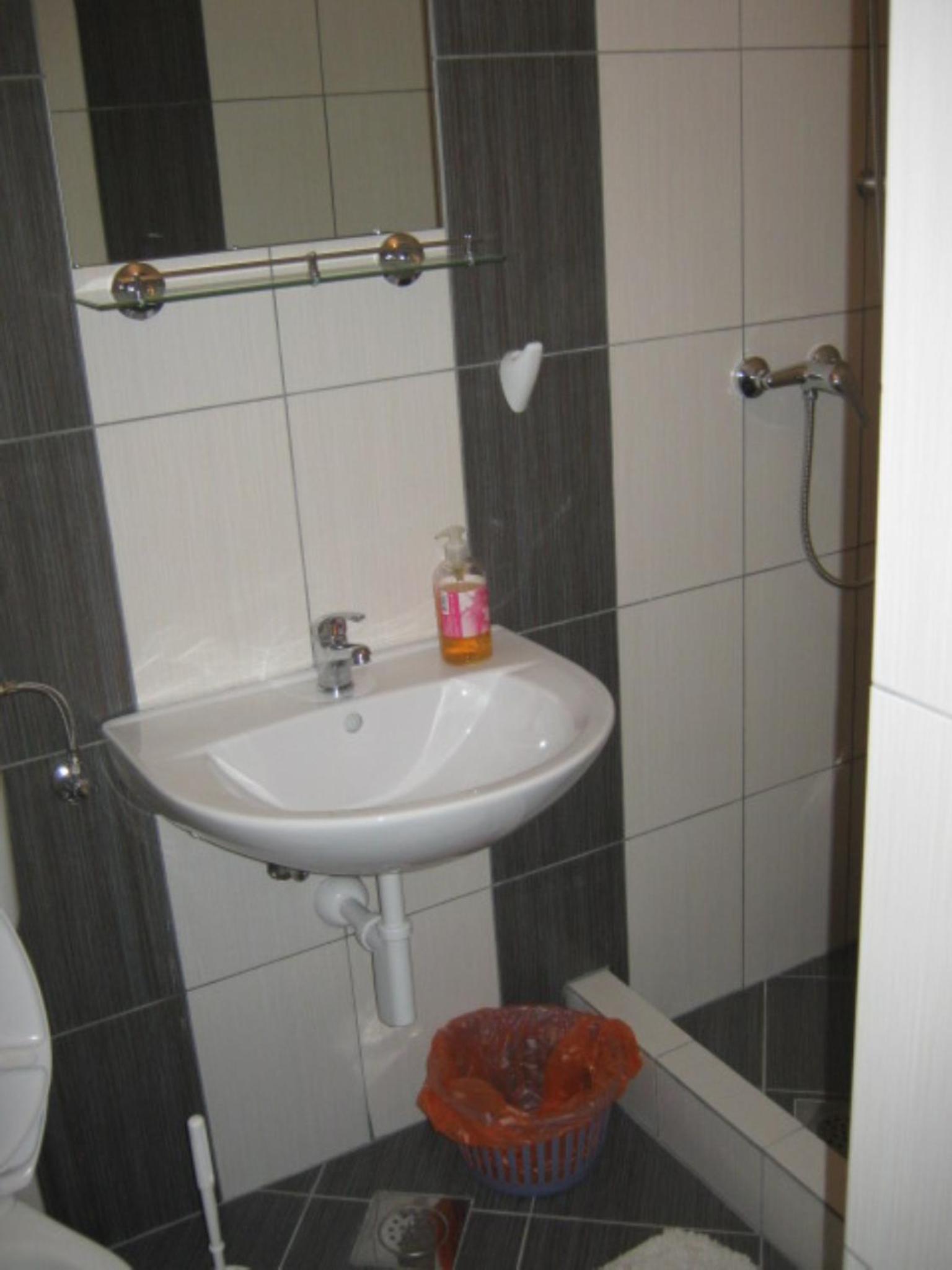 Triple Room - Photo 8
