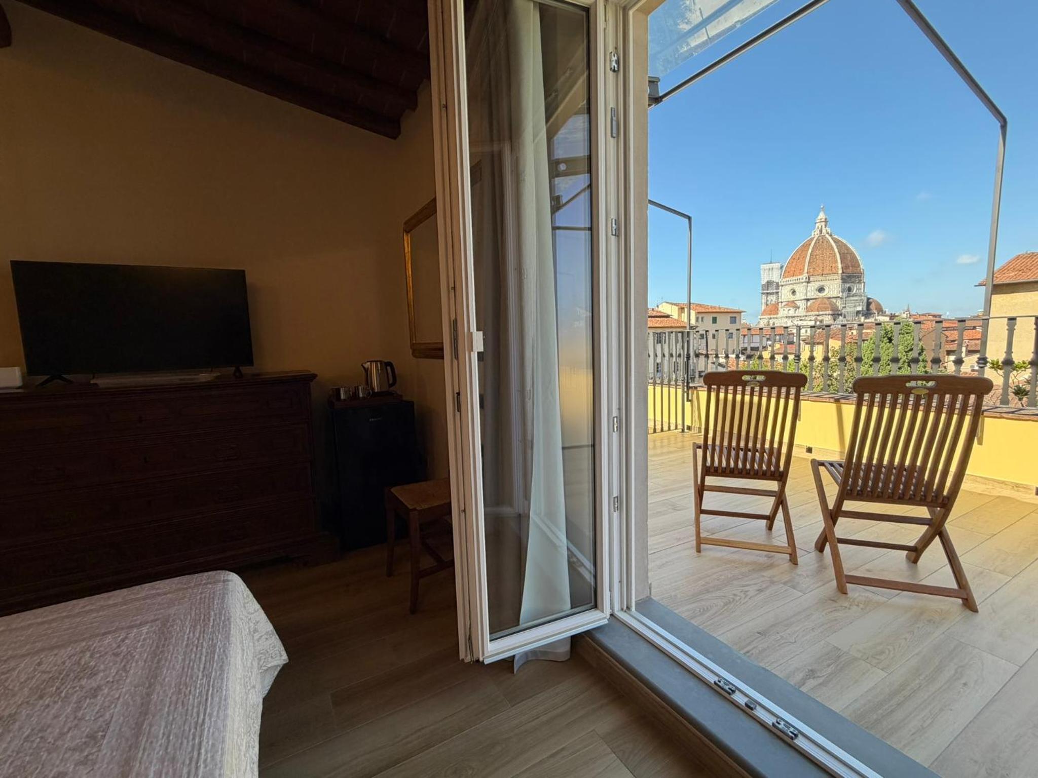 Superior Double or Twin Room with Terrace photo 2