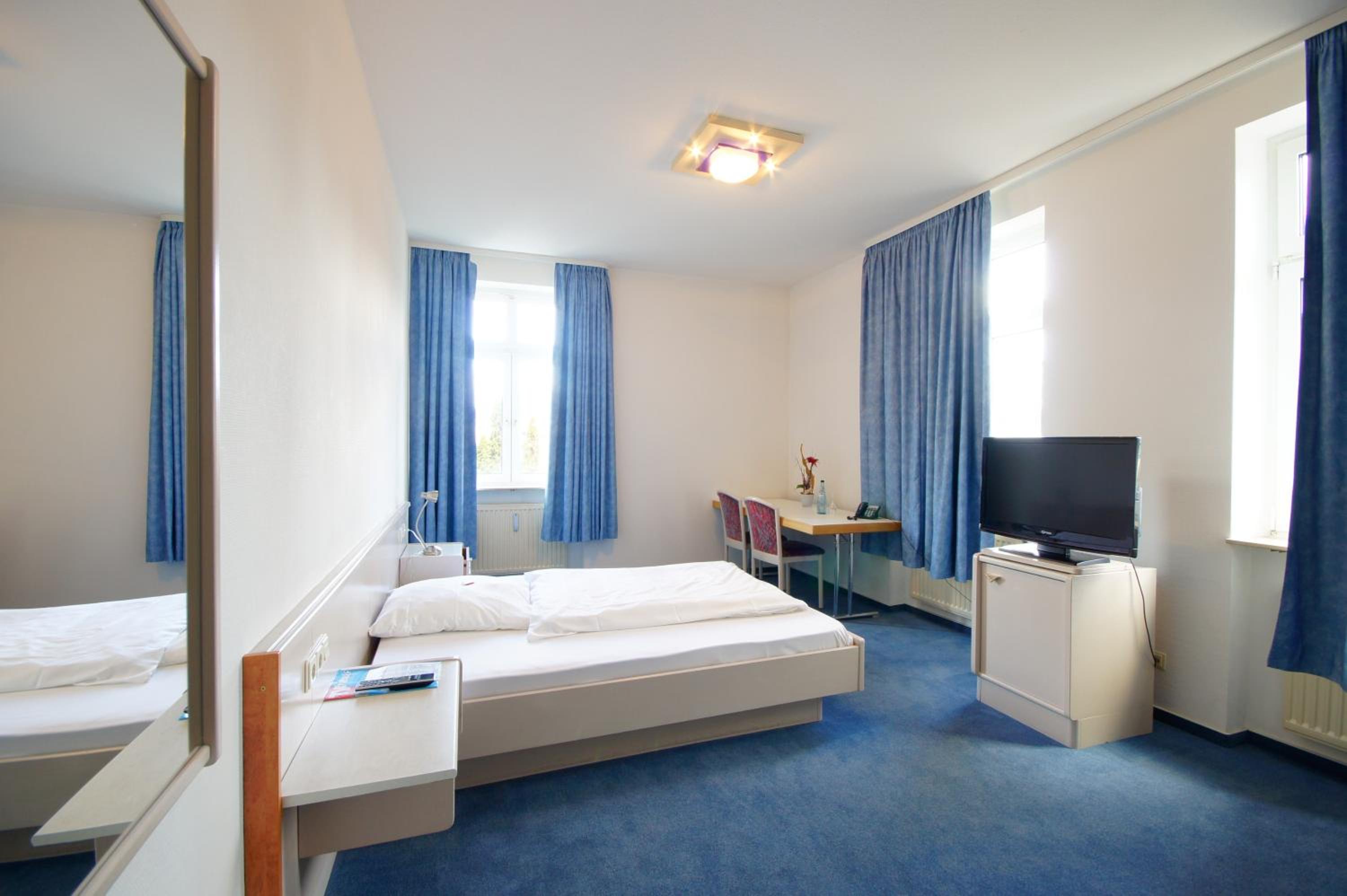 Comfort Single Room