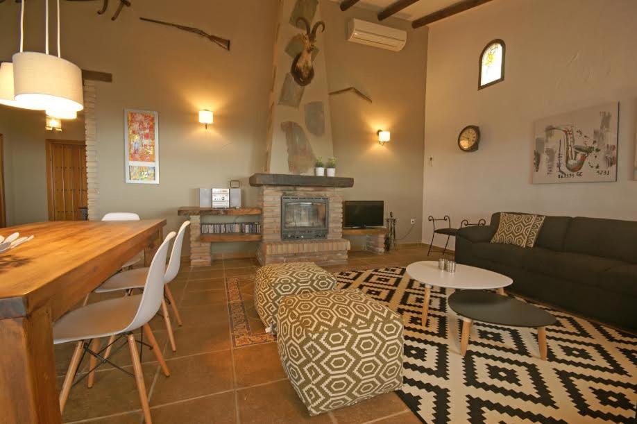 Villa photo 3