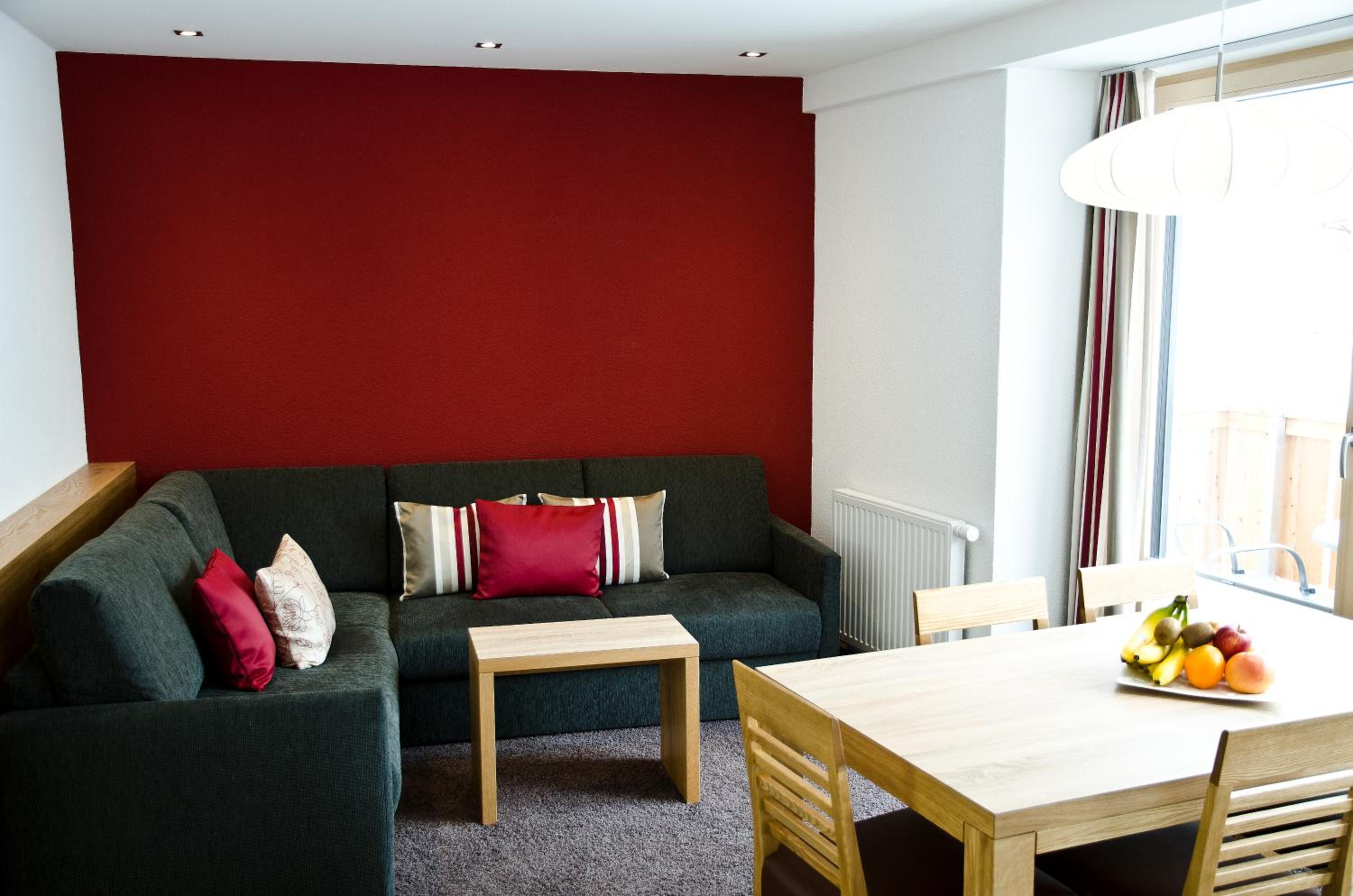 Two-Bedroom Apartment with Balcony photo 1