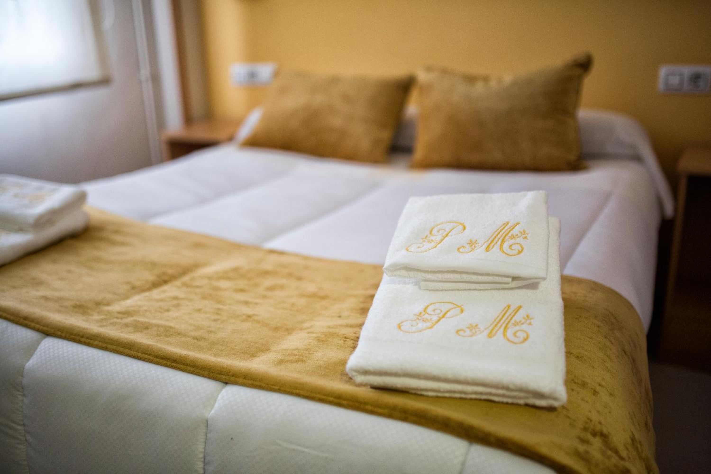 Double Room with Extra Bed photo 3