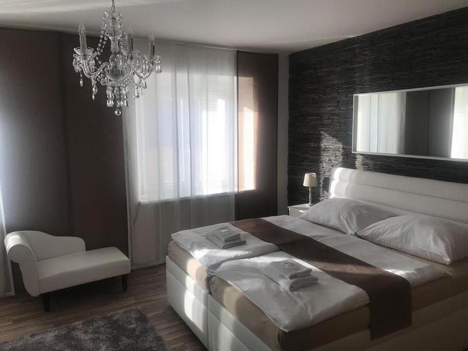 Apartment - Photo 3