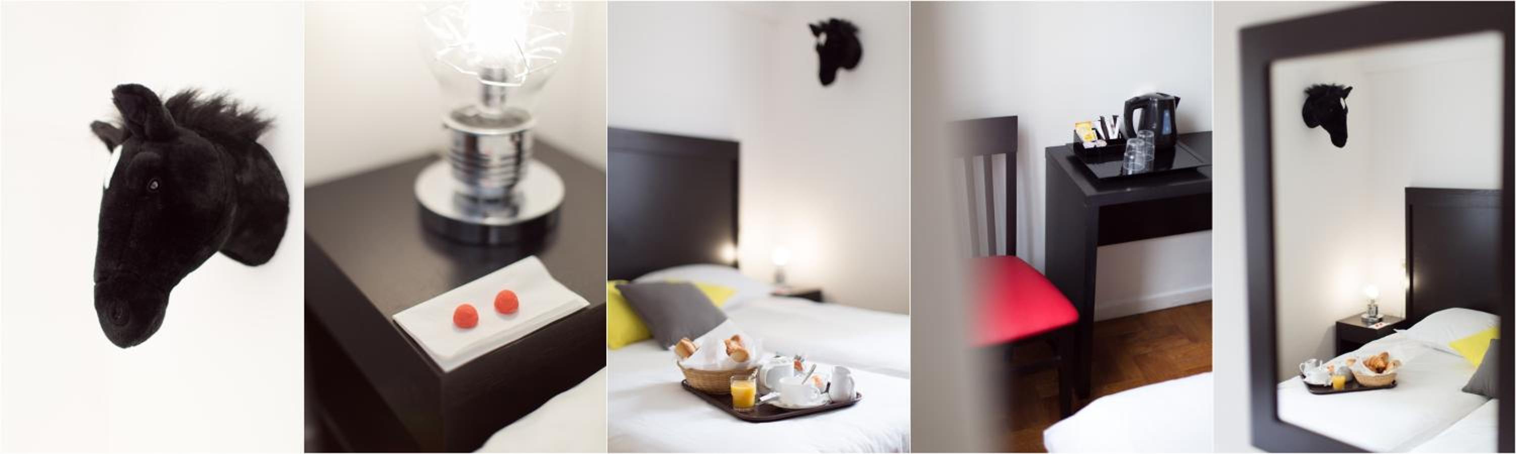 Twin Room - Photo 1