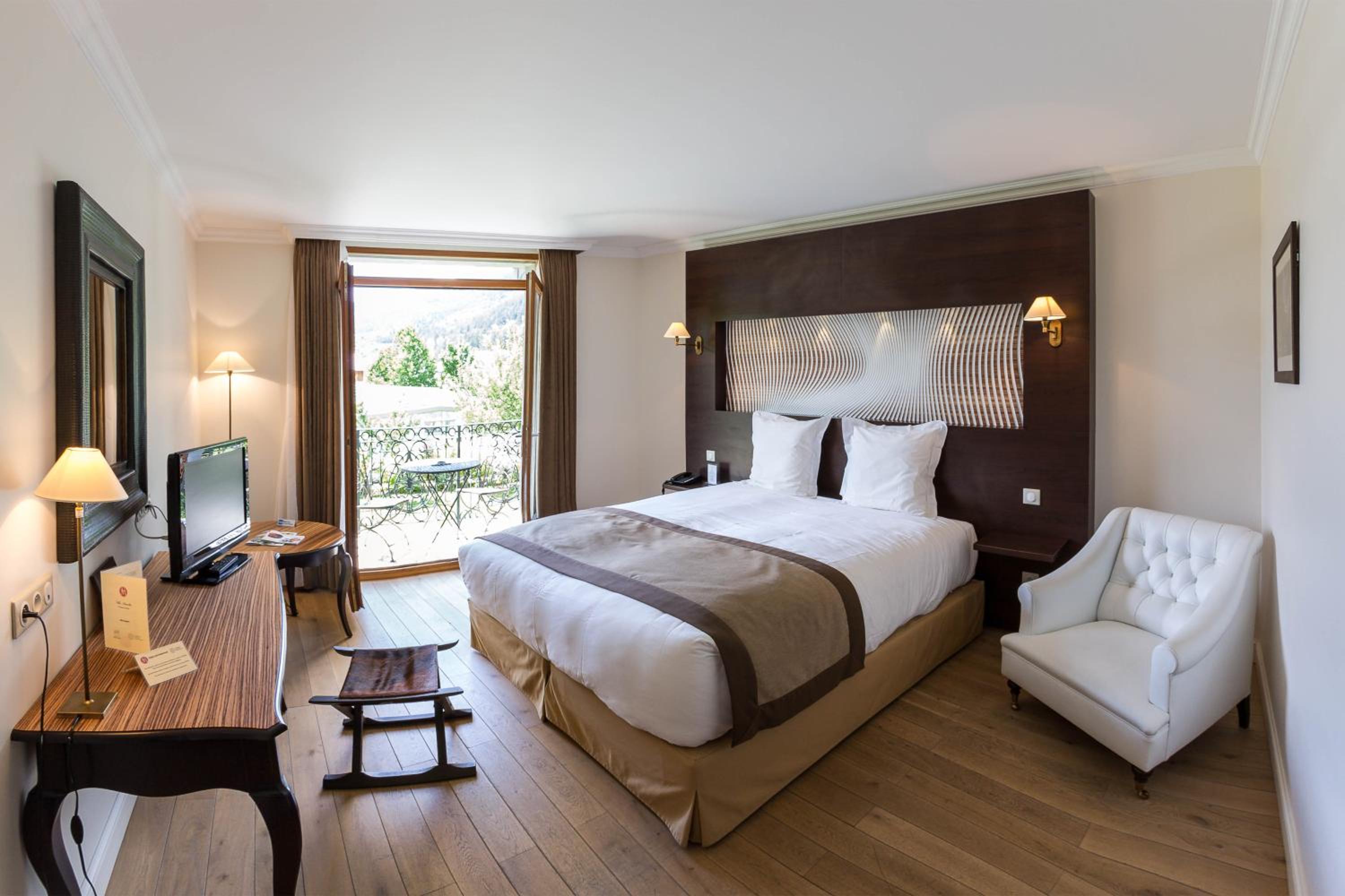Deluxe Double Room photo 3