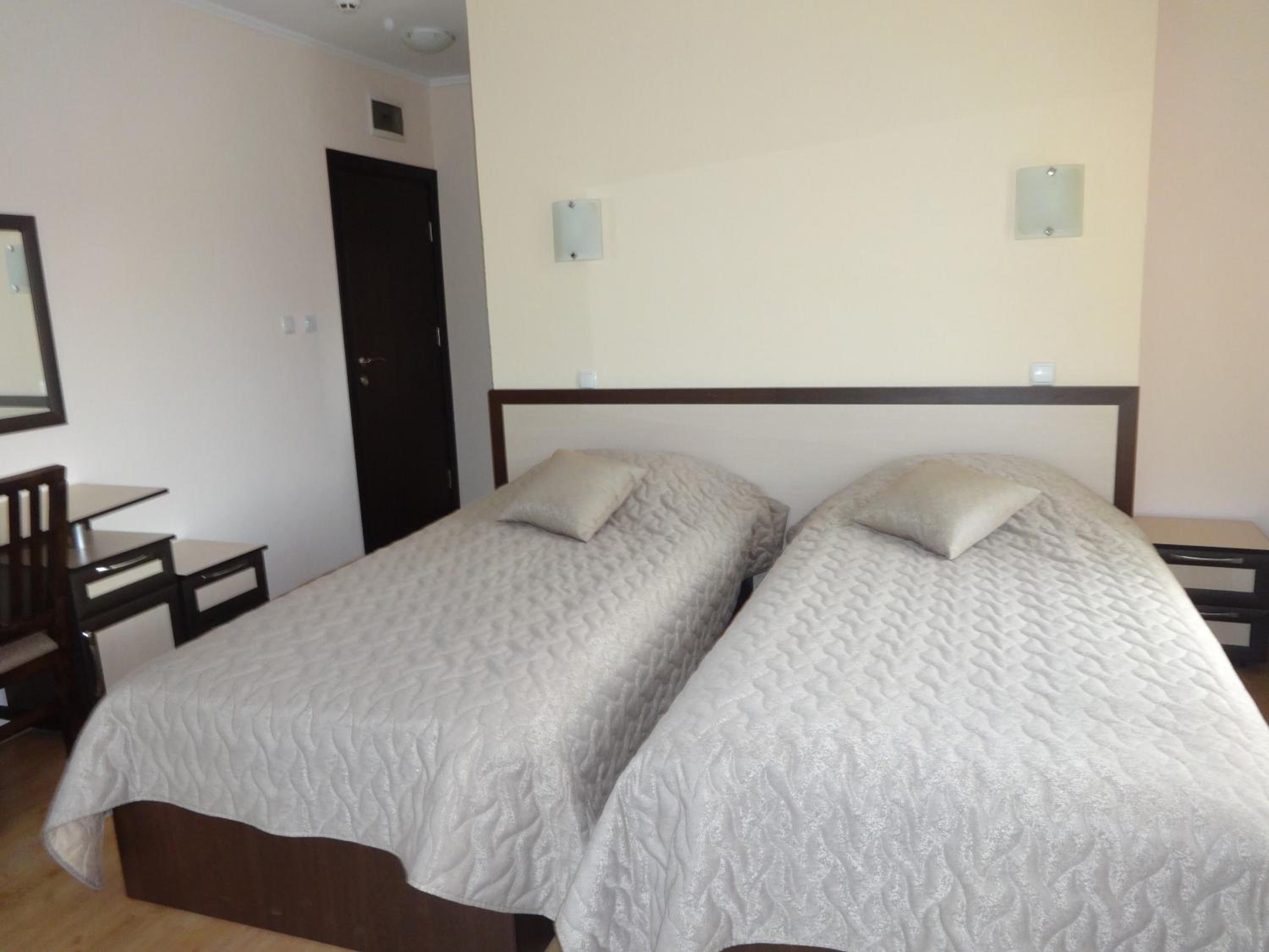 Double or Twin Room - Photo 1