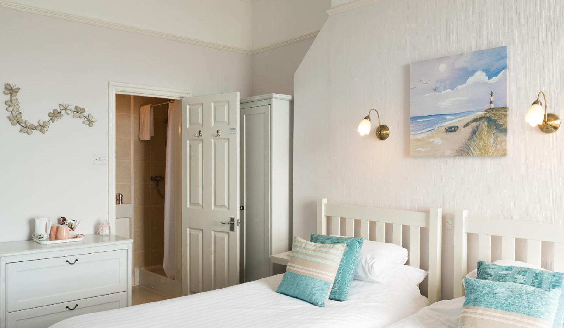 Twin Room with Sea View