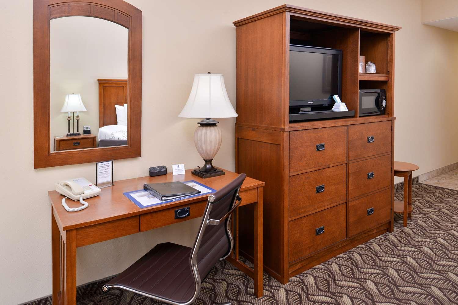 King Room - Disability Access photo 3