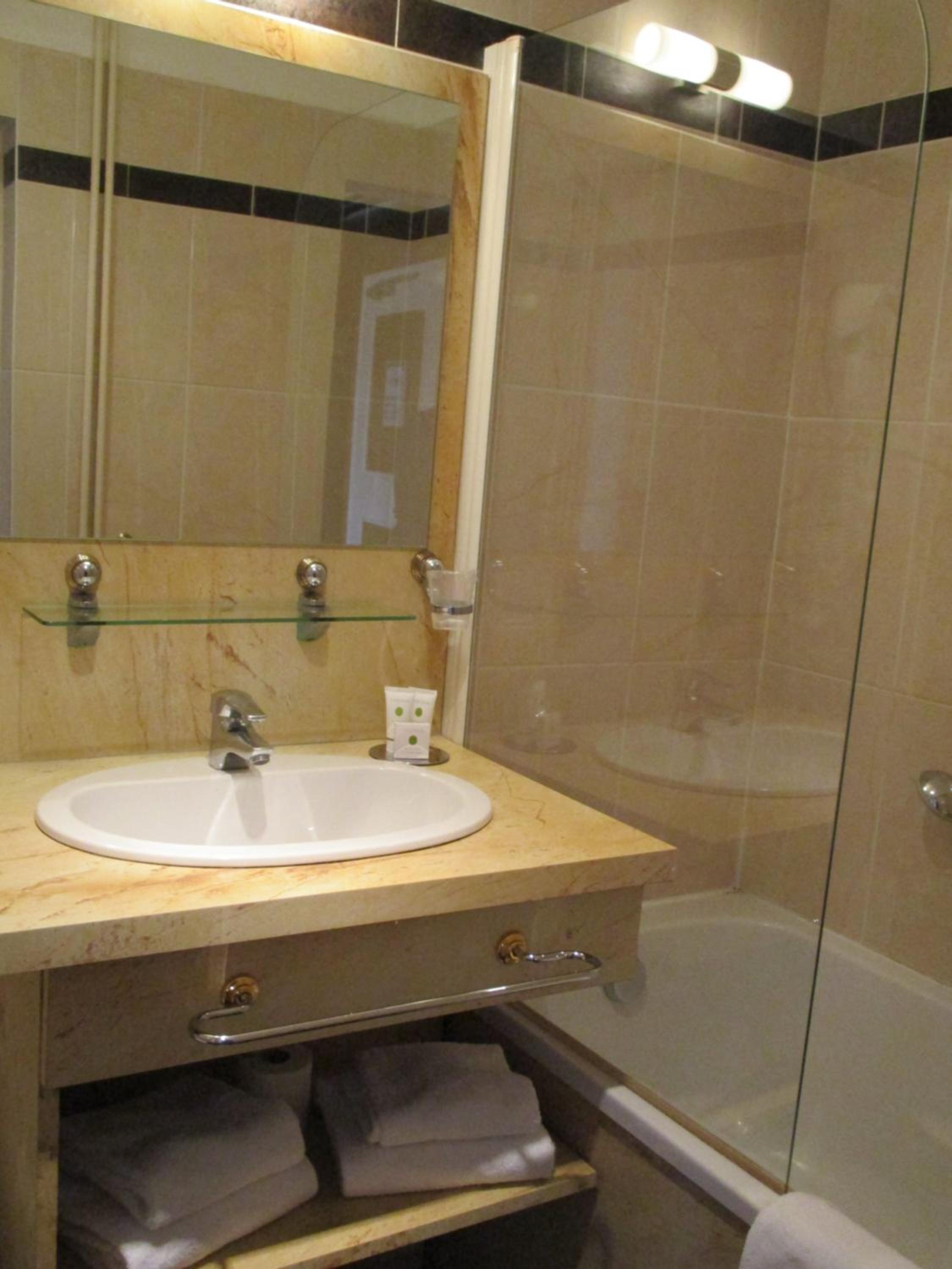 Superior Double Room - Photo 2