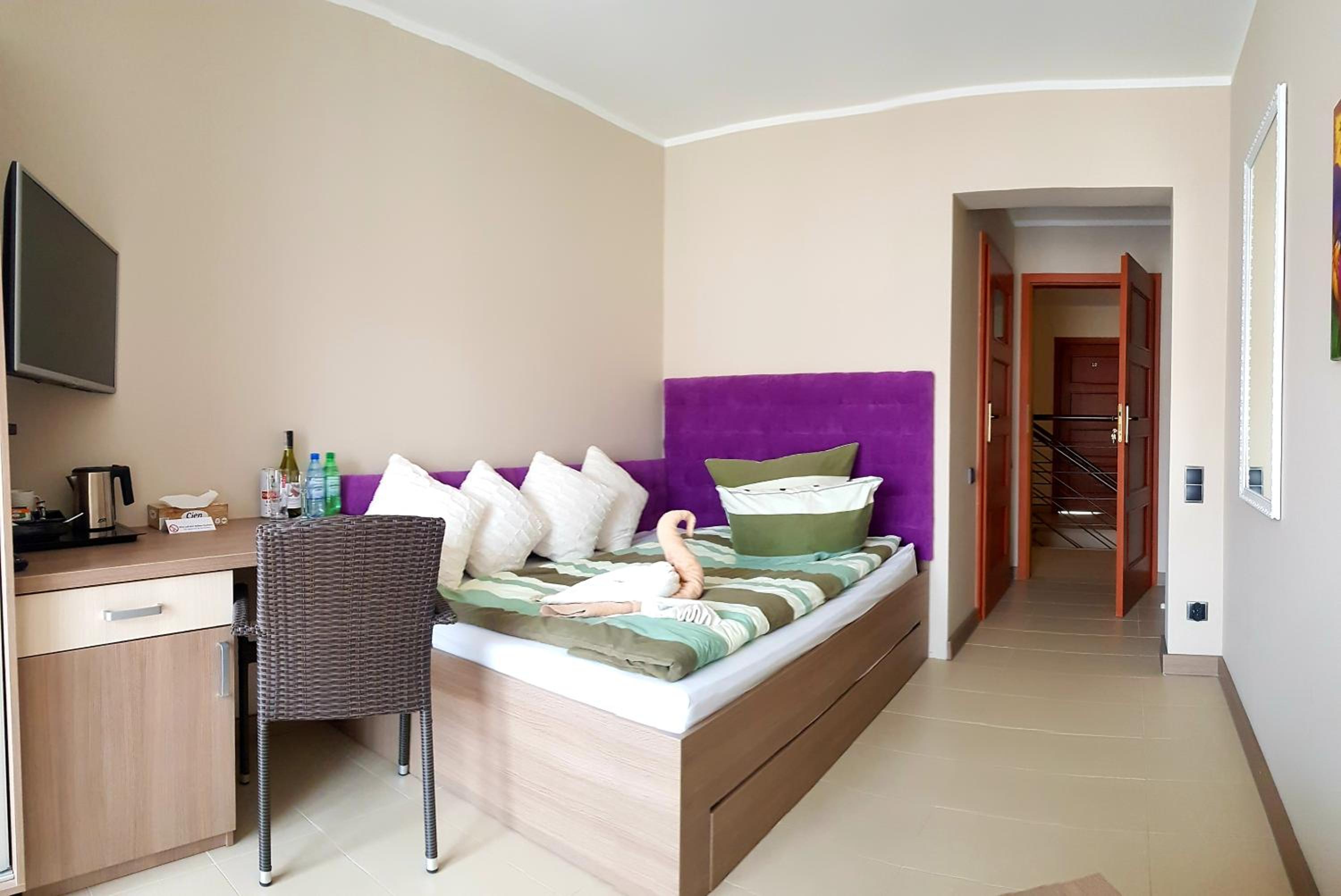 Economy Single Room with Balcony photo 1