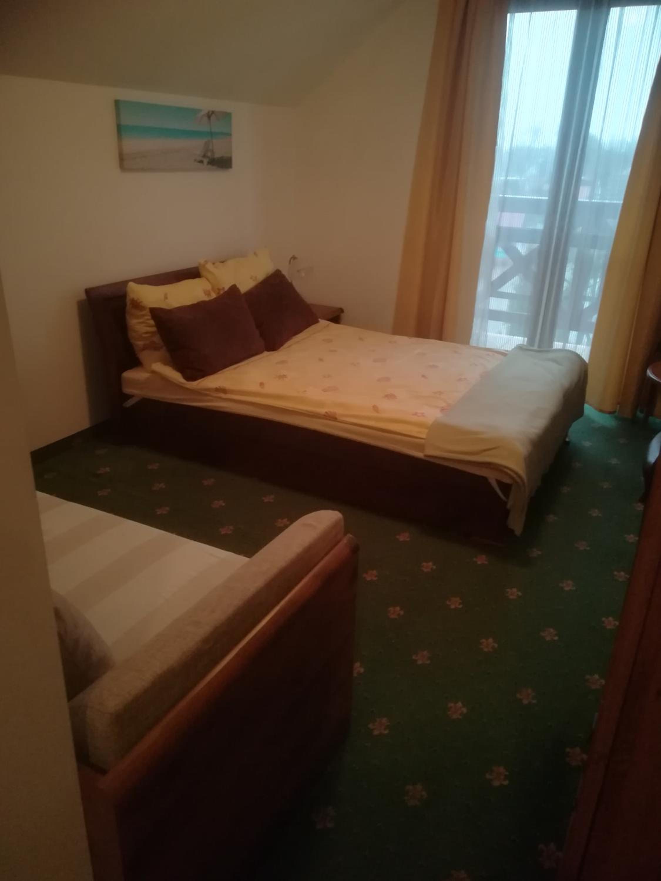 Family Room with Balcony and Sea View (2 Adults + 2 Children) - Photo 1