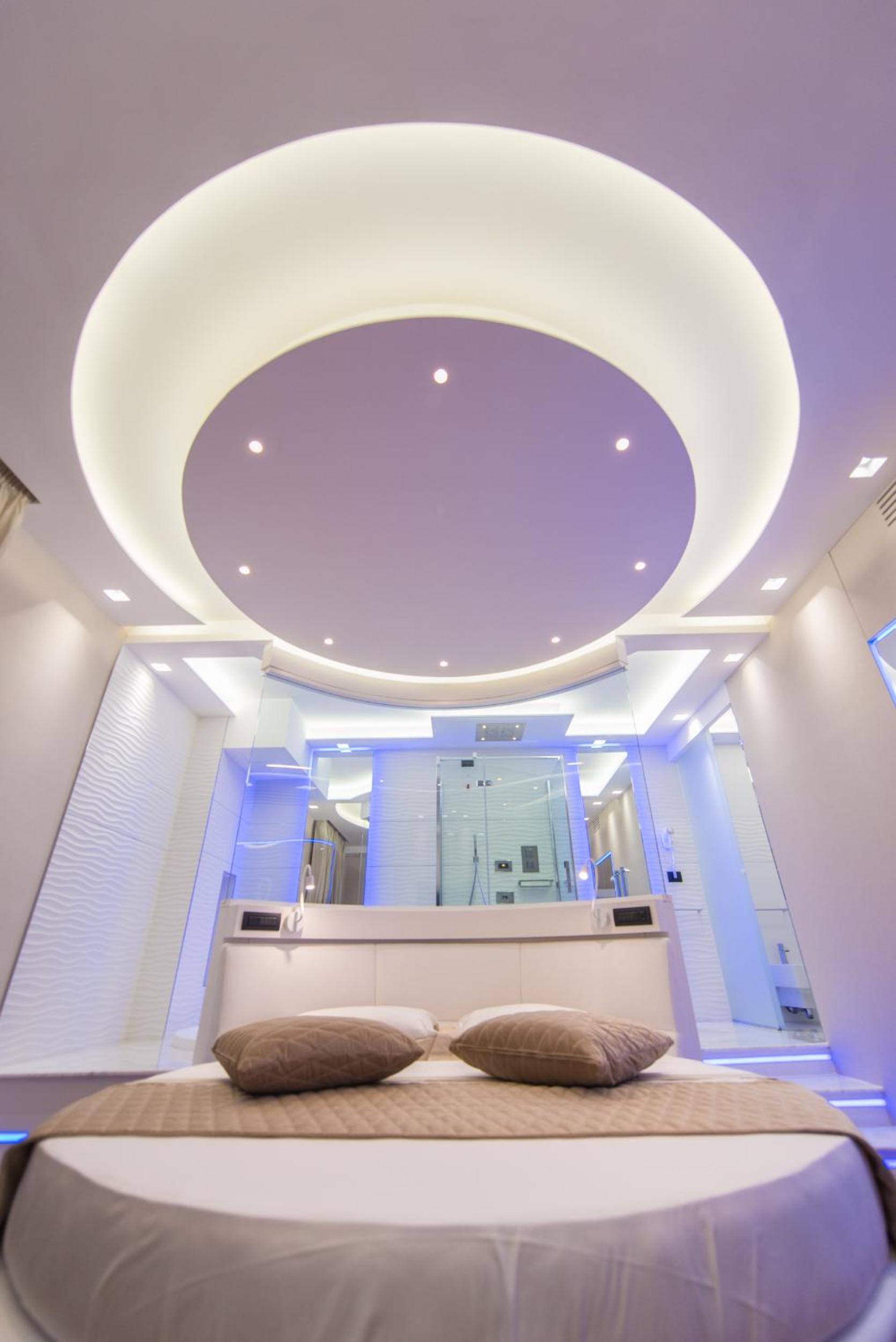 Deluxe Double Room with Spa Bath 