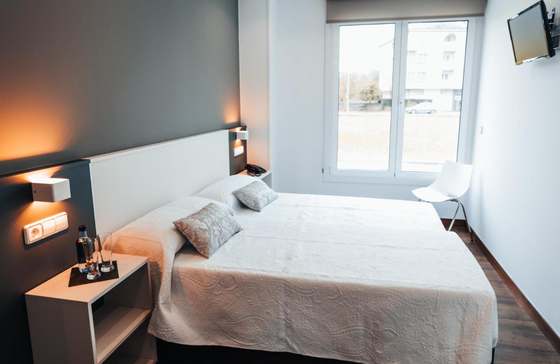 Twin Room with Private Bathroom