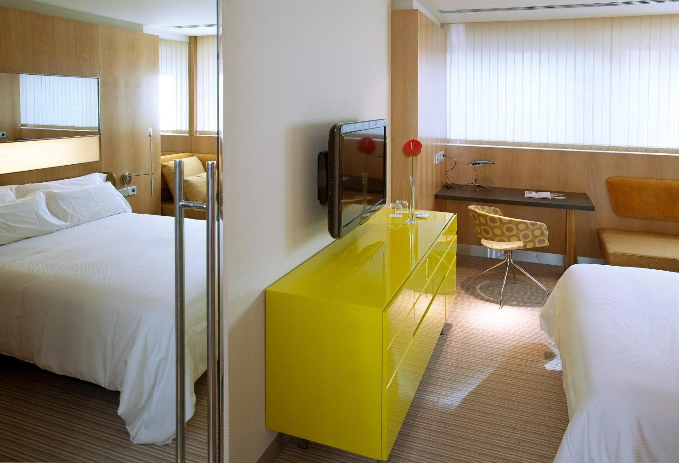 Double or Twin Room - Photo 2