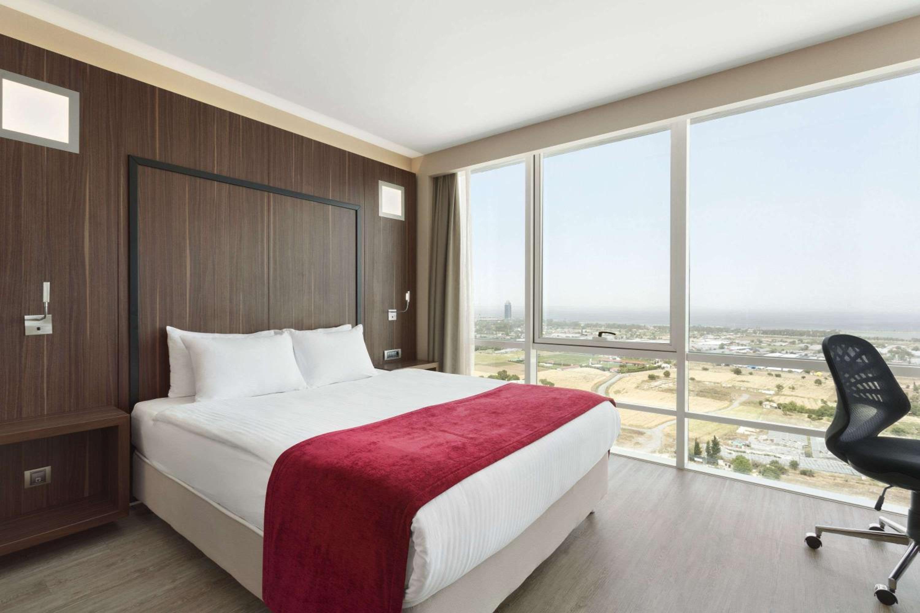 Business Room with Seaview