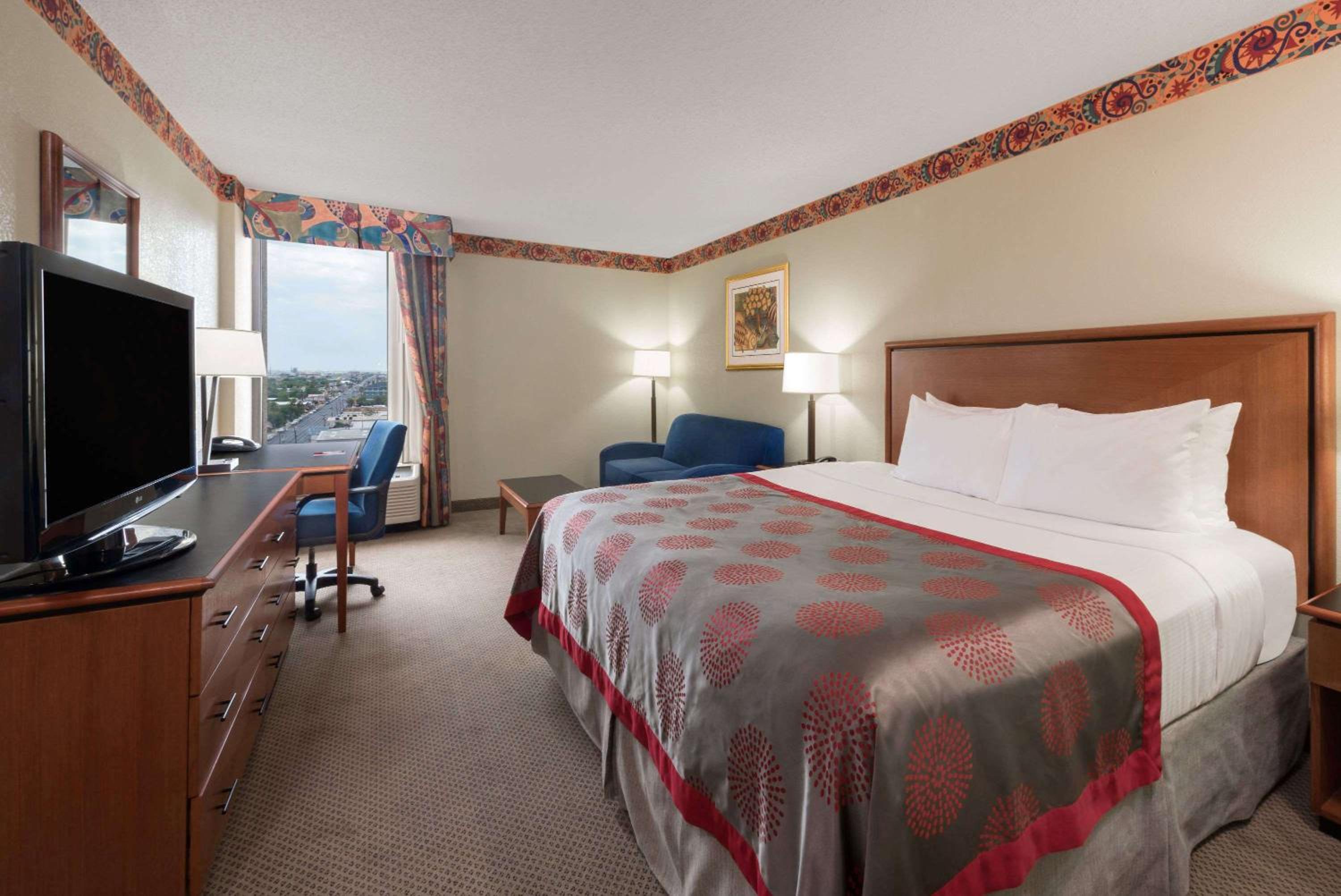 King Room - Non-Smoking photo 1