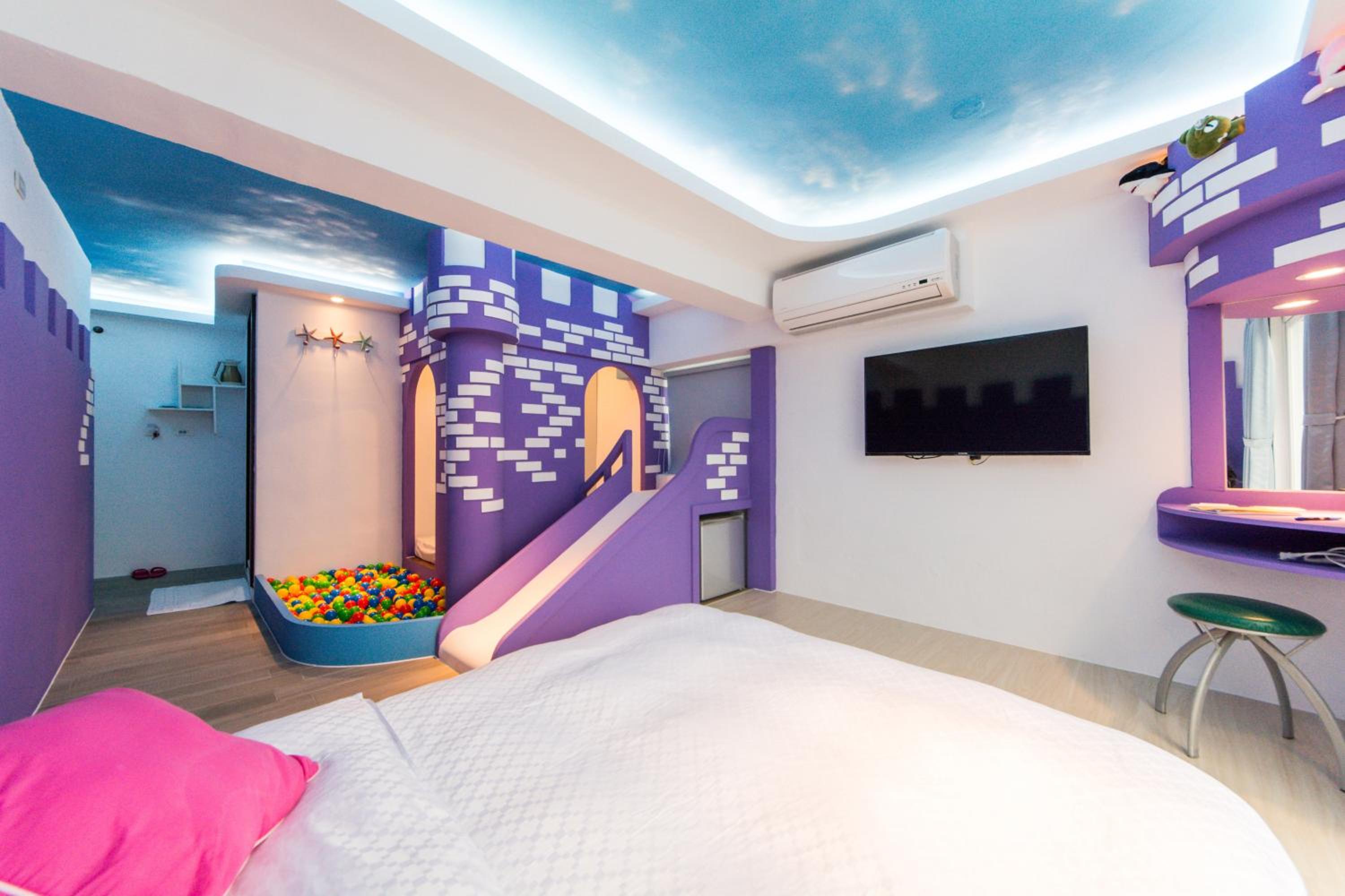 Twin Room with Sea View photo 3