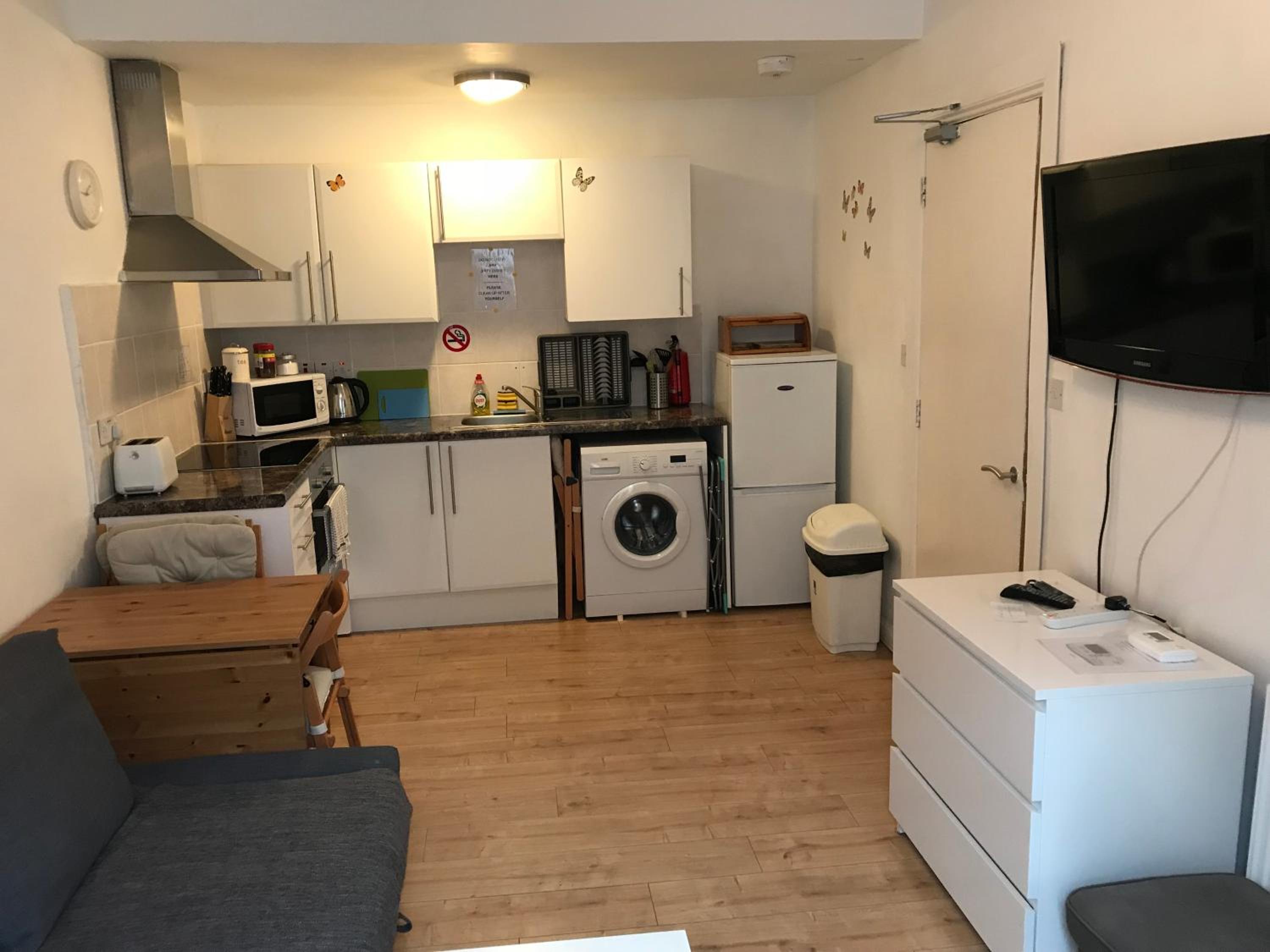 Apartment with Garden View - Photo 11