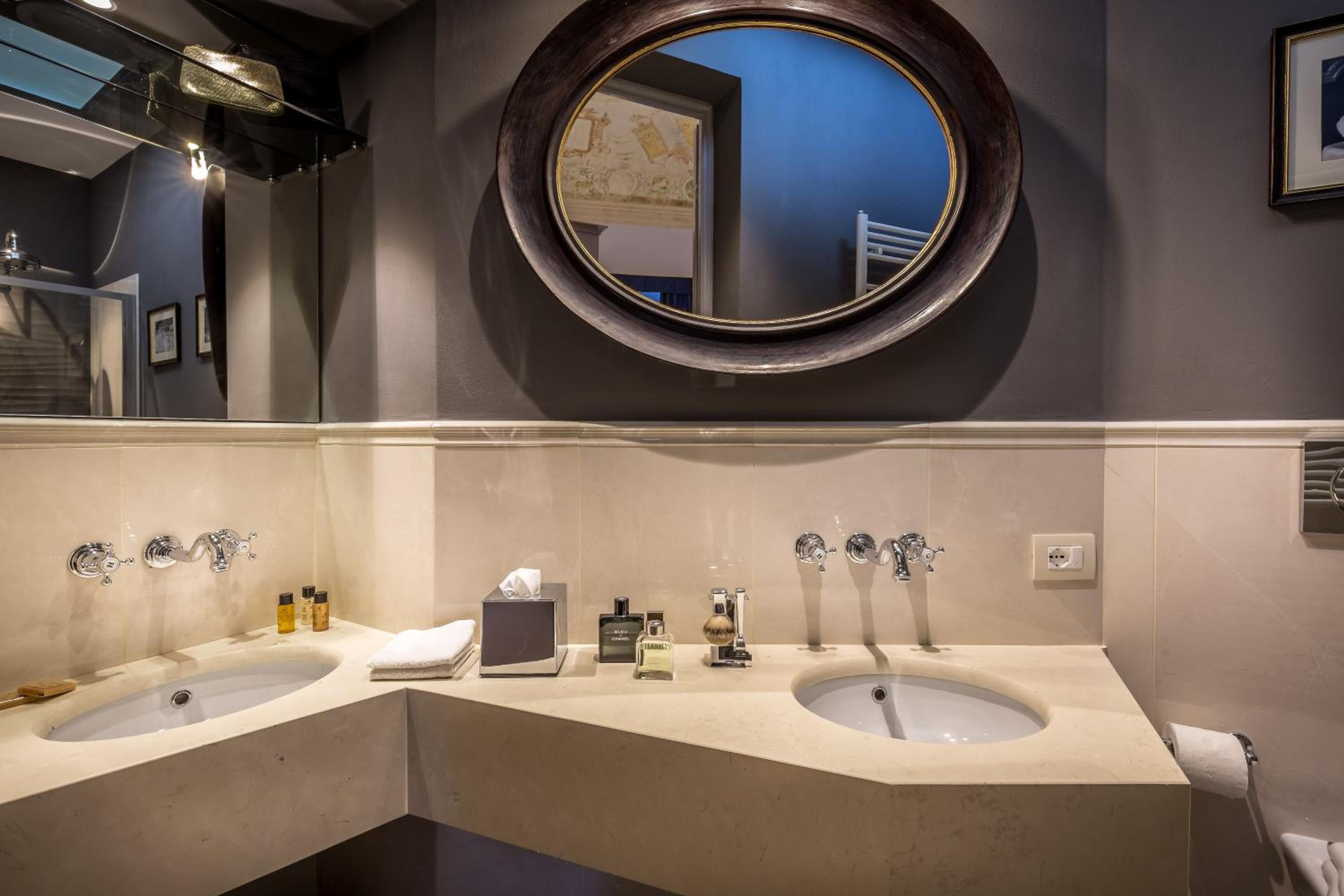 Superior Suite photo 3