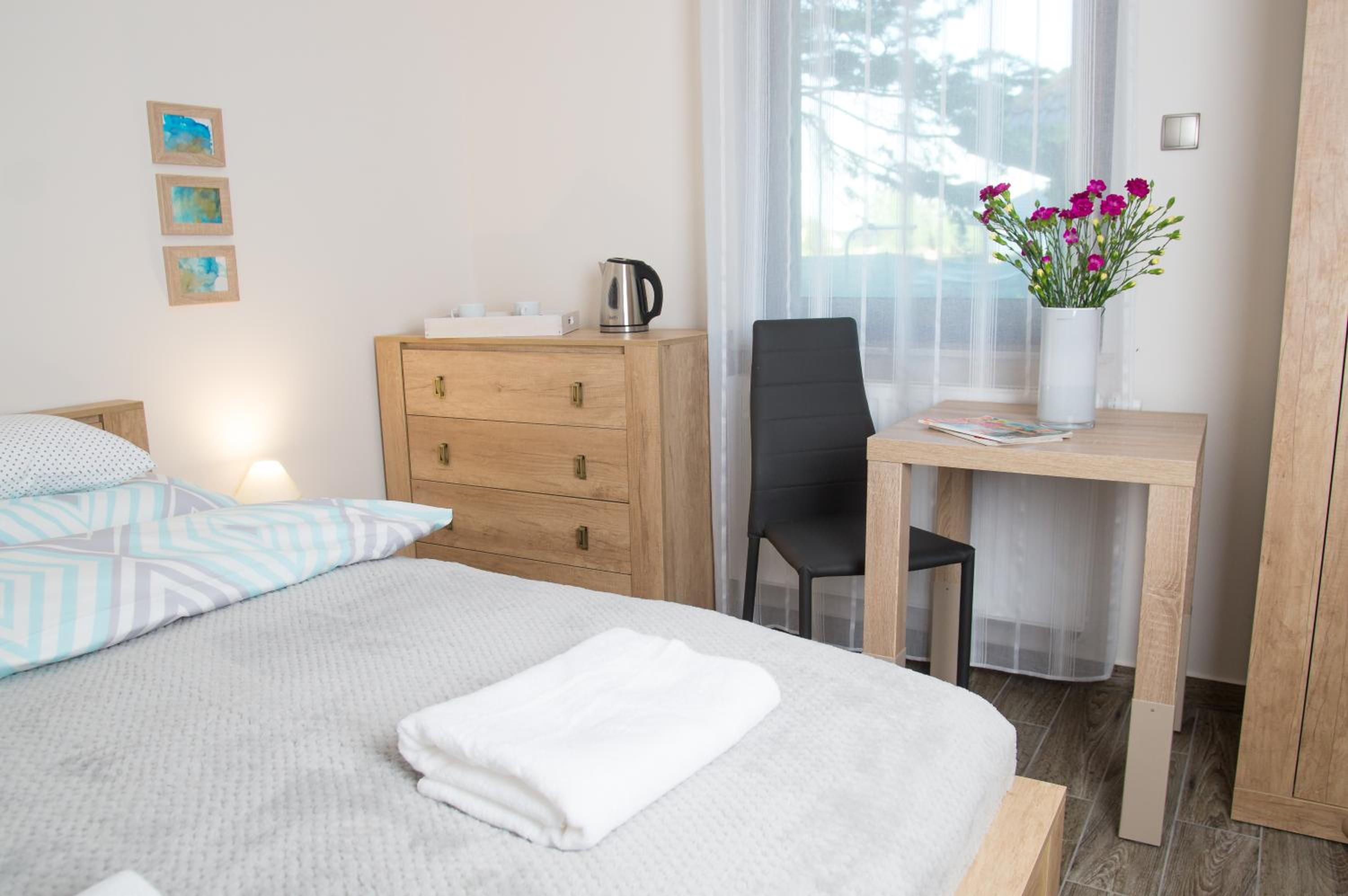 Double Room with Private Bathroom - Photo 1