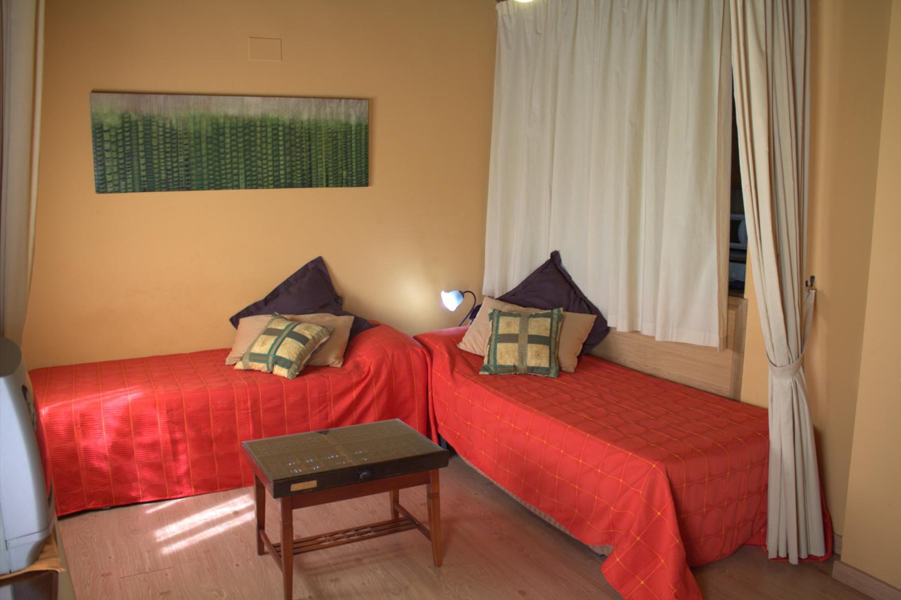 One-Bedroom Apartment with Balcony photo 2
