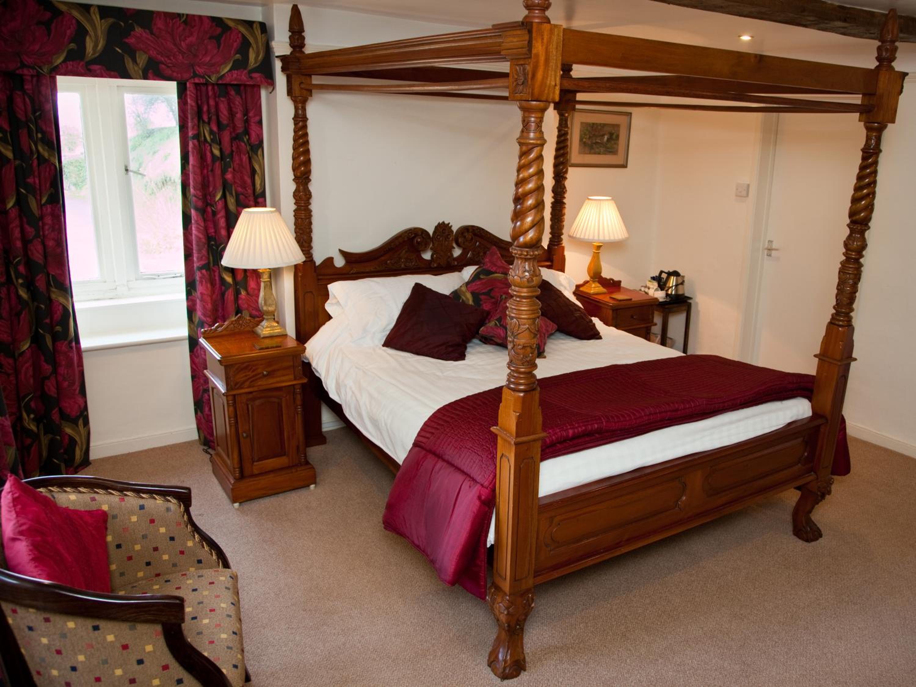 Double Room - Non-Smoking  - Photo 31