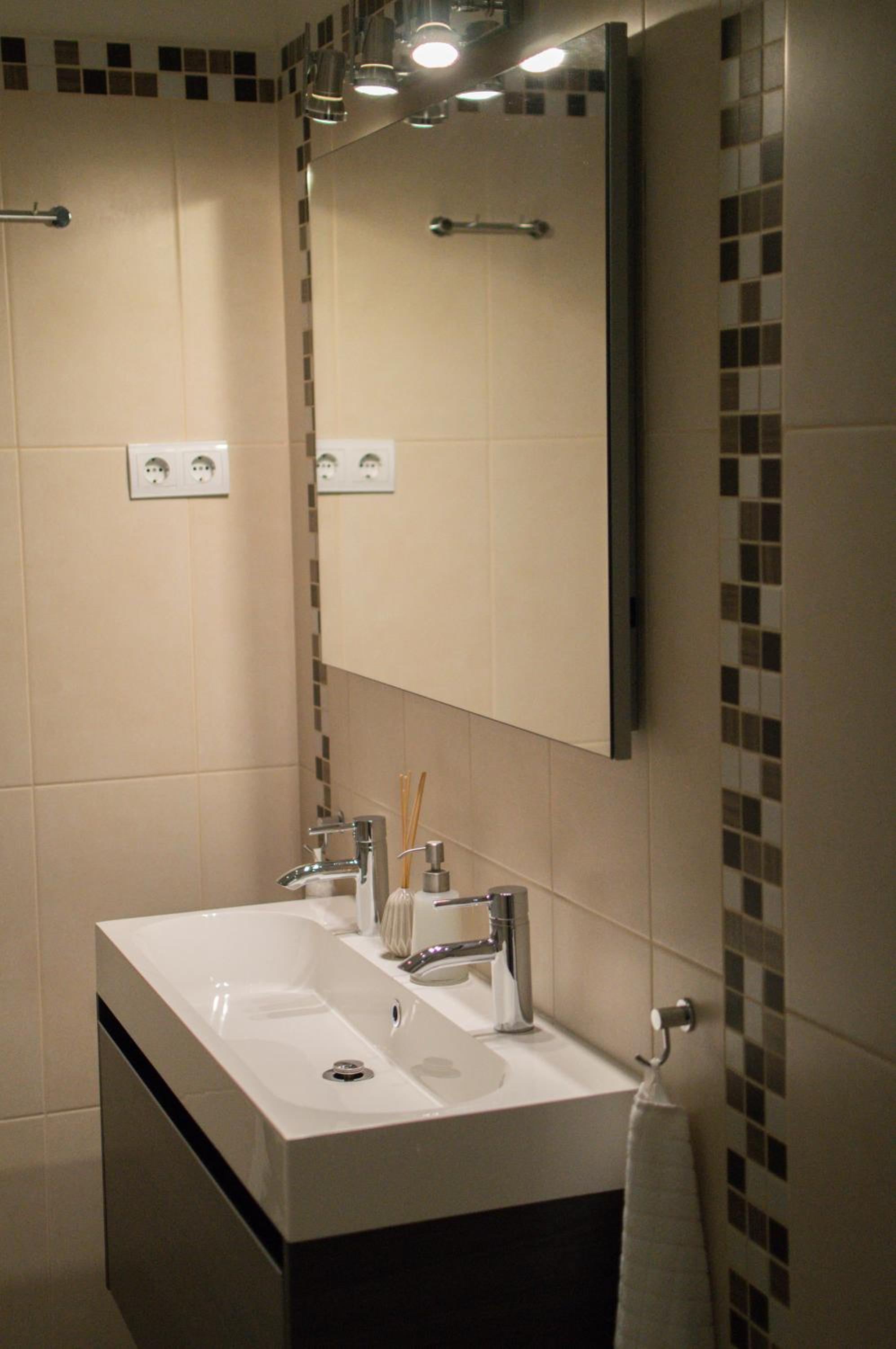 Superior Suite - Photo 7