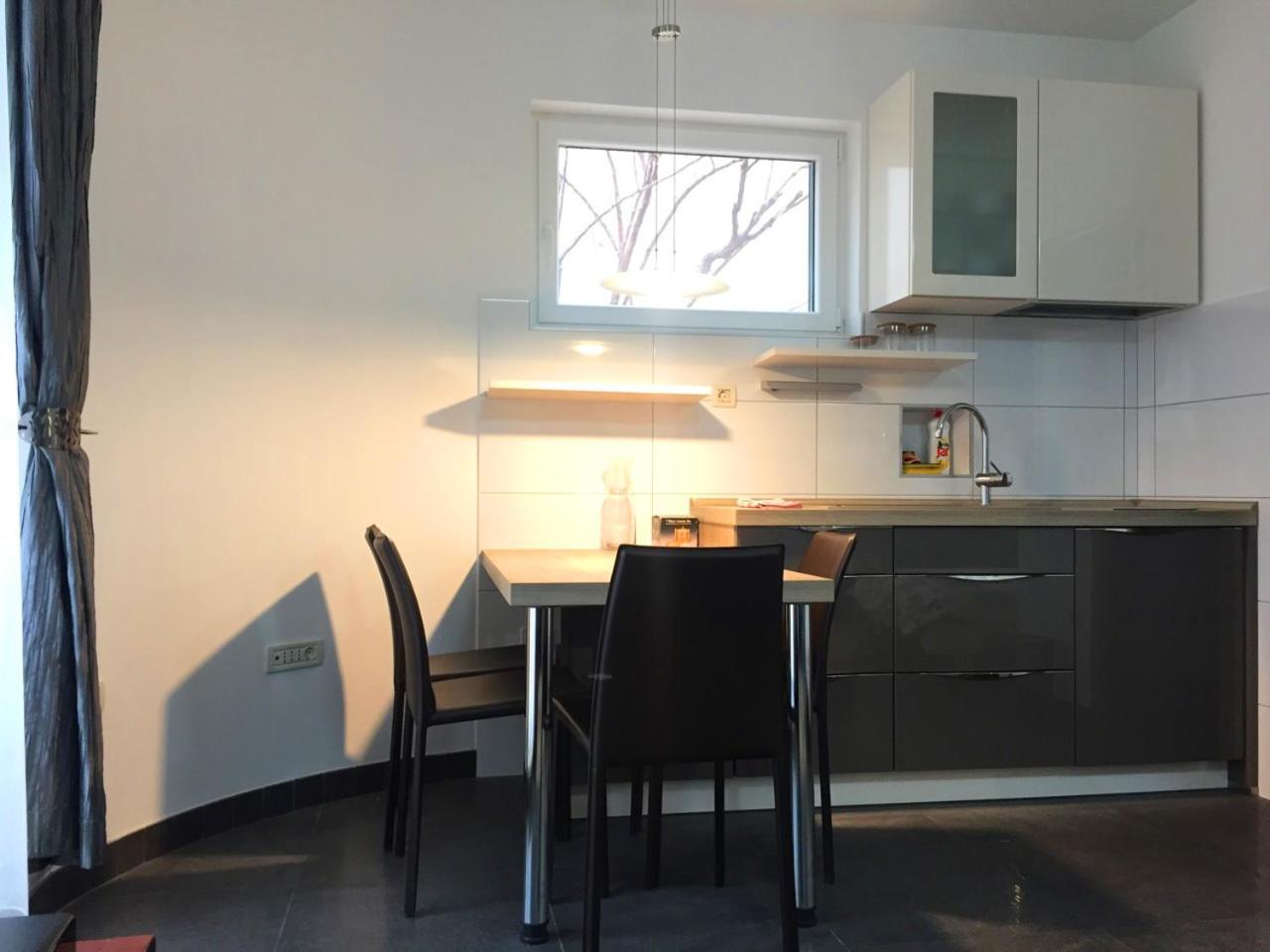 Apartment - Photo 8