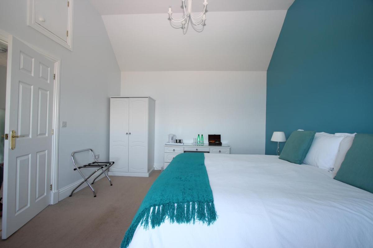 Family Room with Sea View photo 3