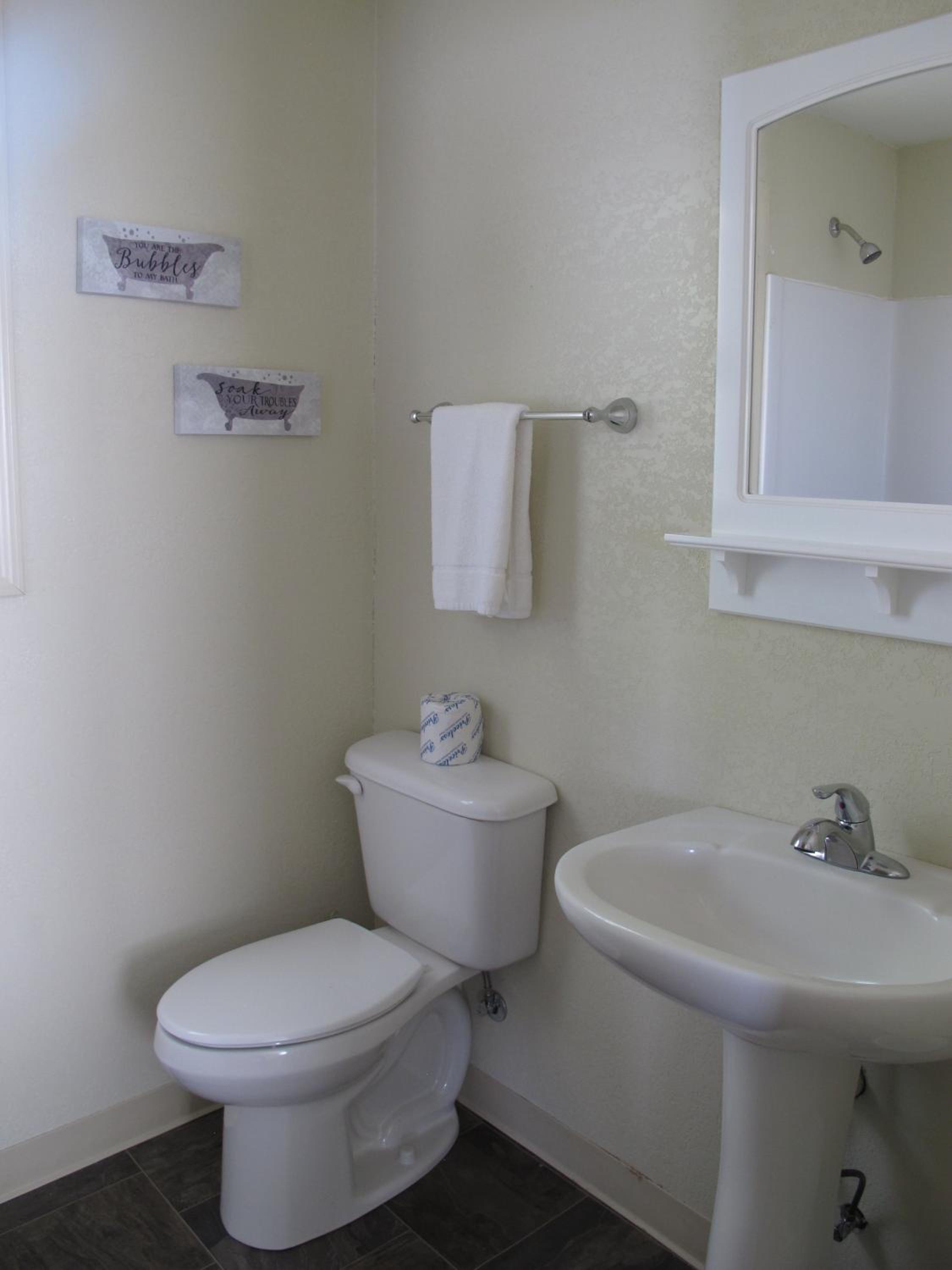 Two-Bedroom Apartment photo 2