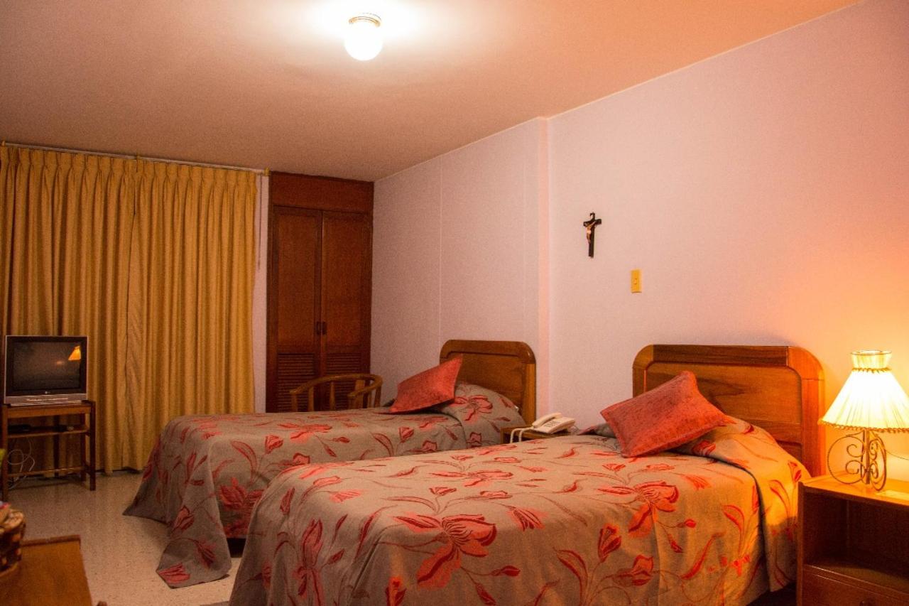 Deluxe Double Or Twin Room photo 1