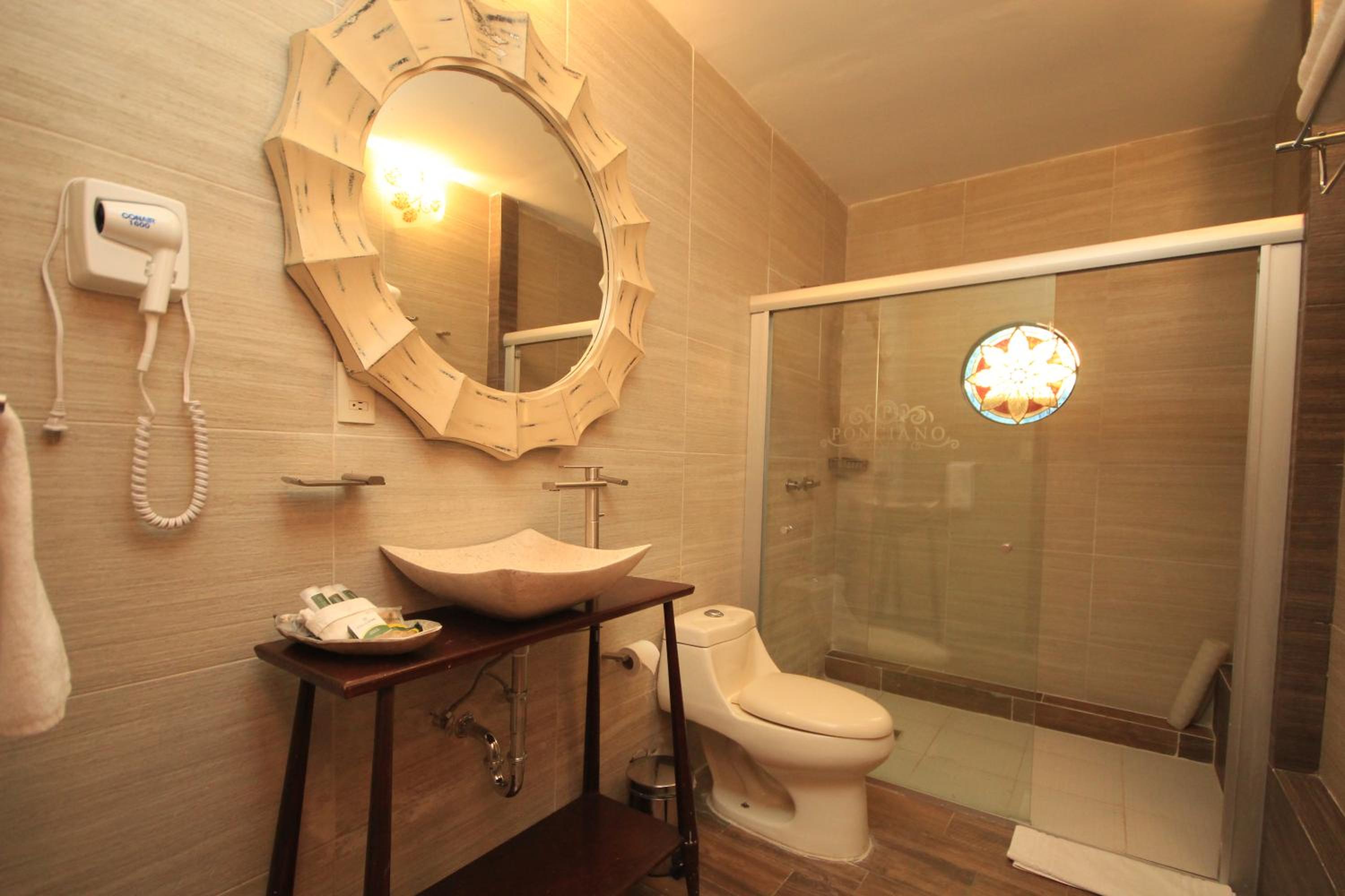 Suite with Two Double Beds photo 3