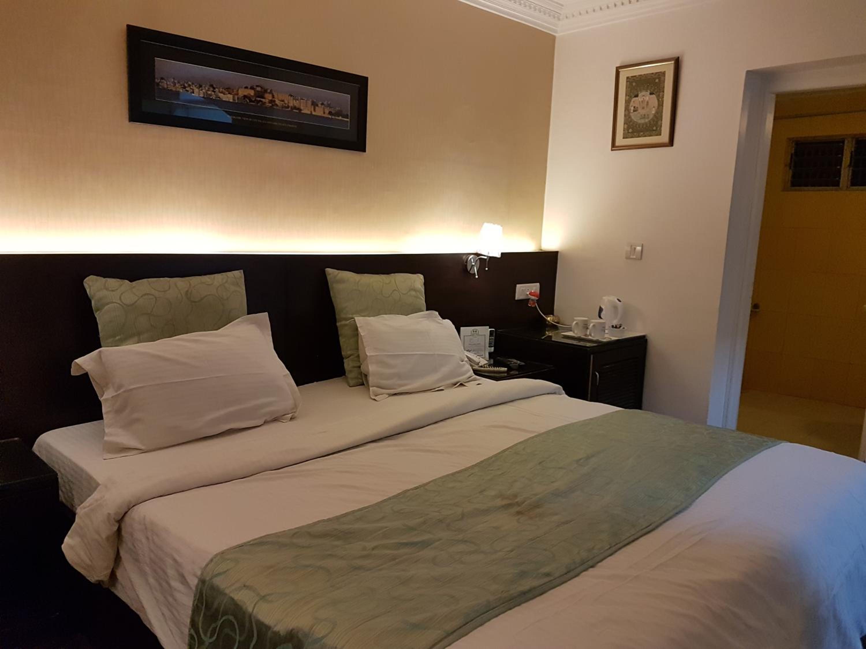 Super Deluxe Double Room photo 2