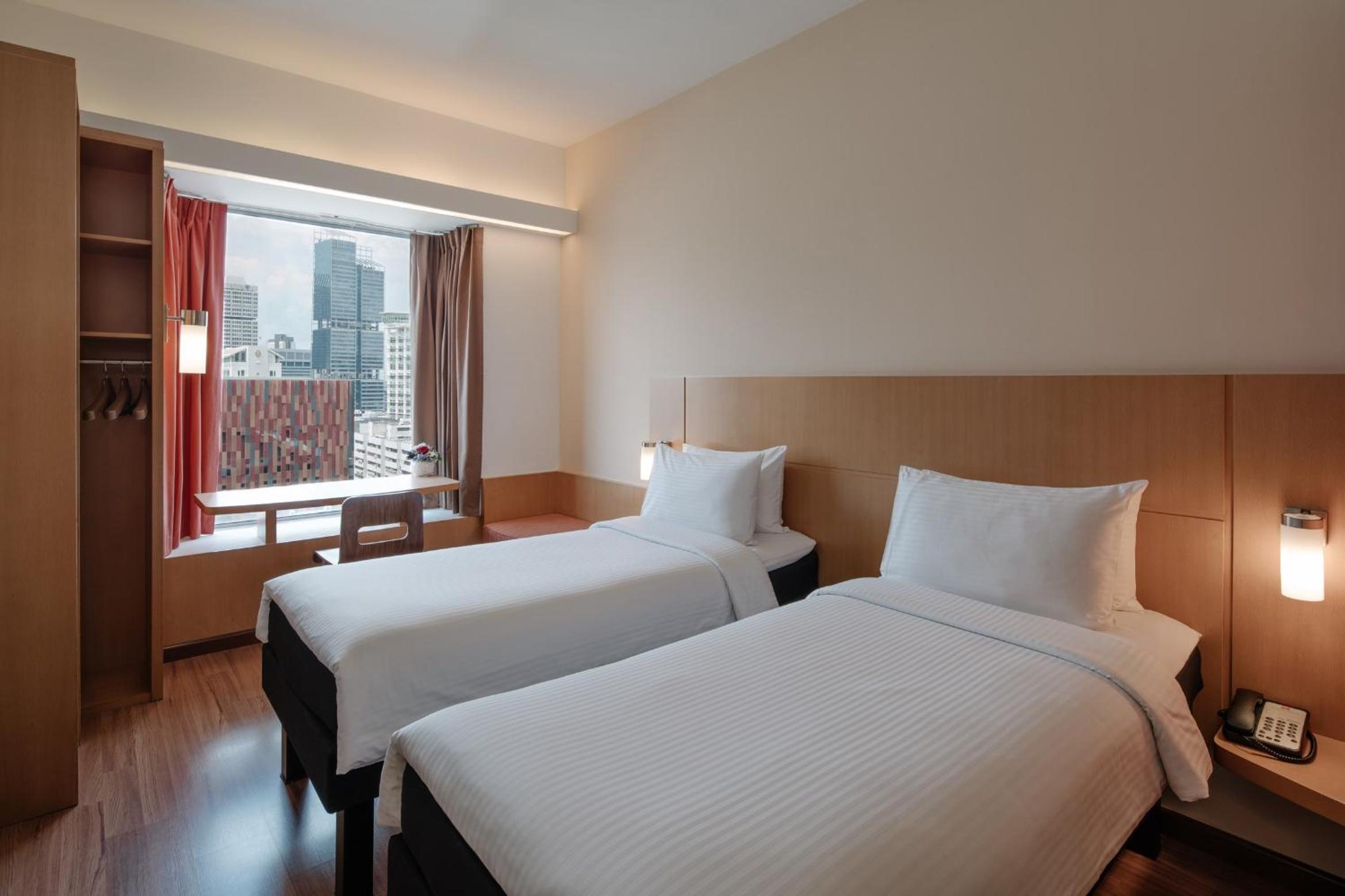 Standard Twin Room photo 2