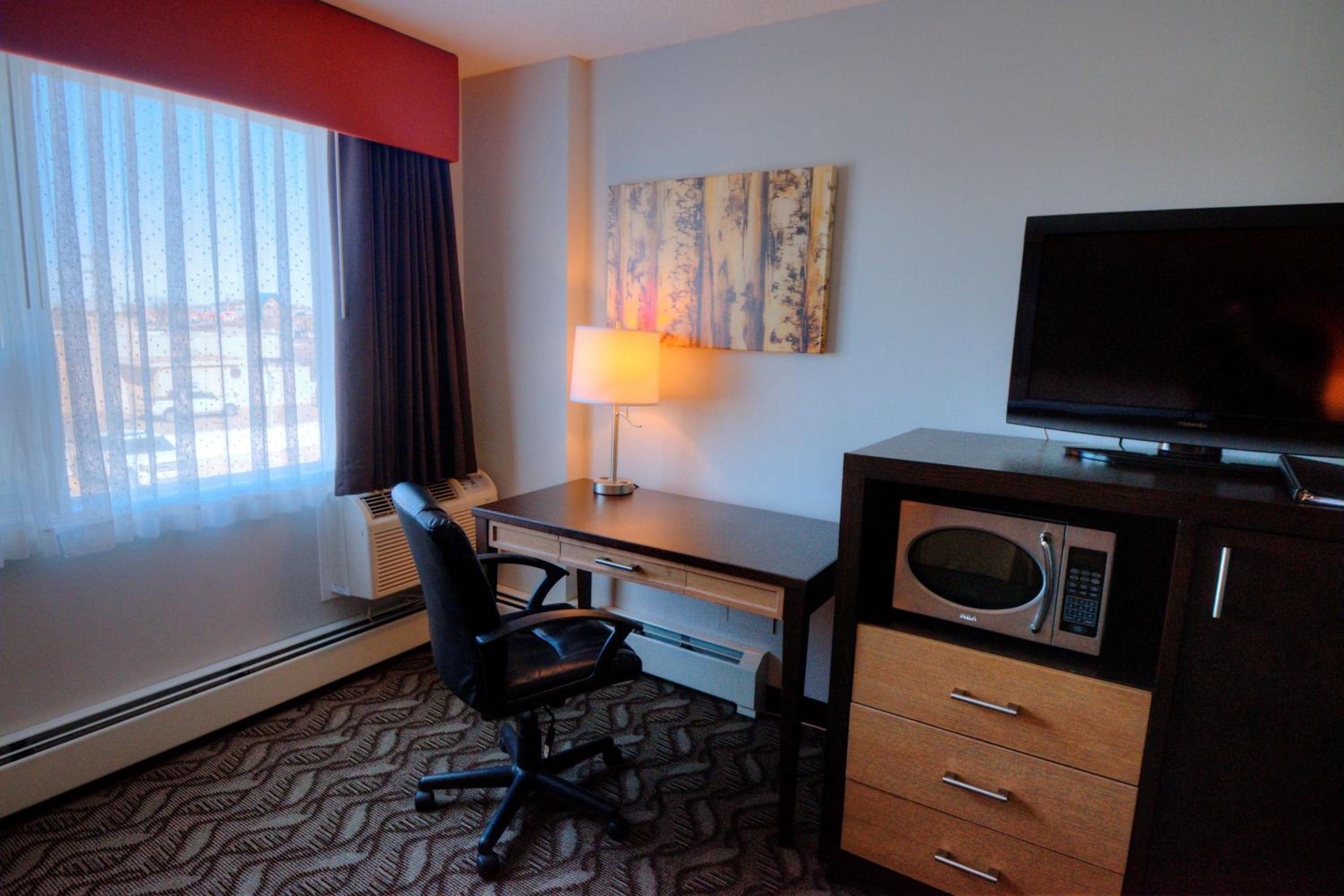 Standard Room With Two Queen Beds photo 2