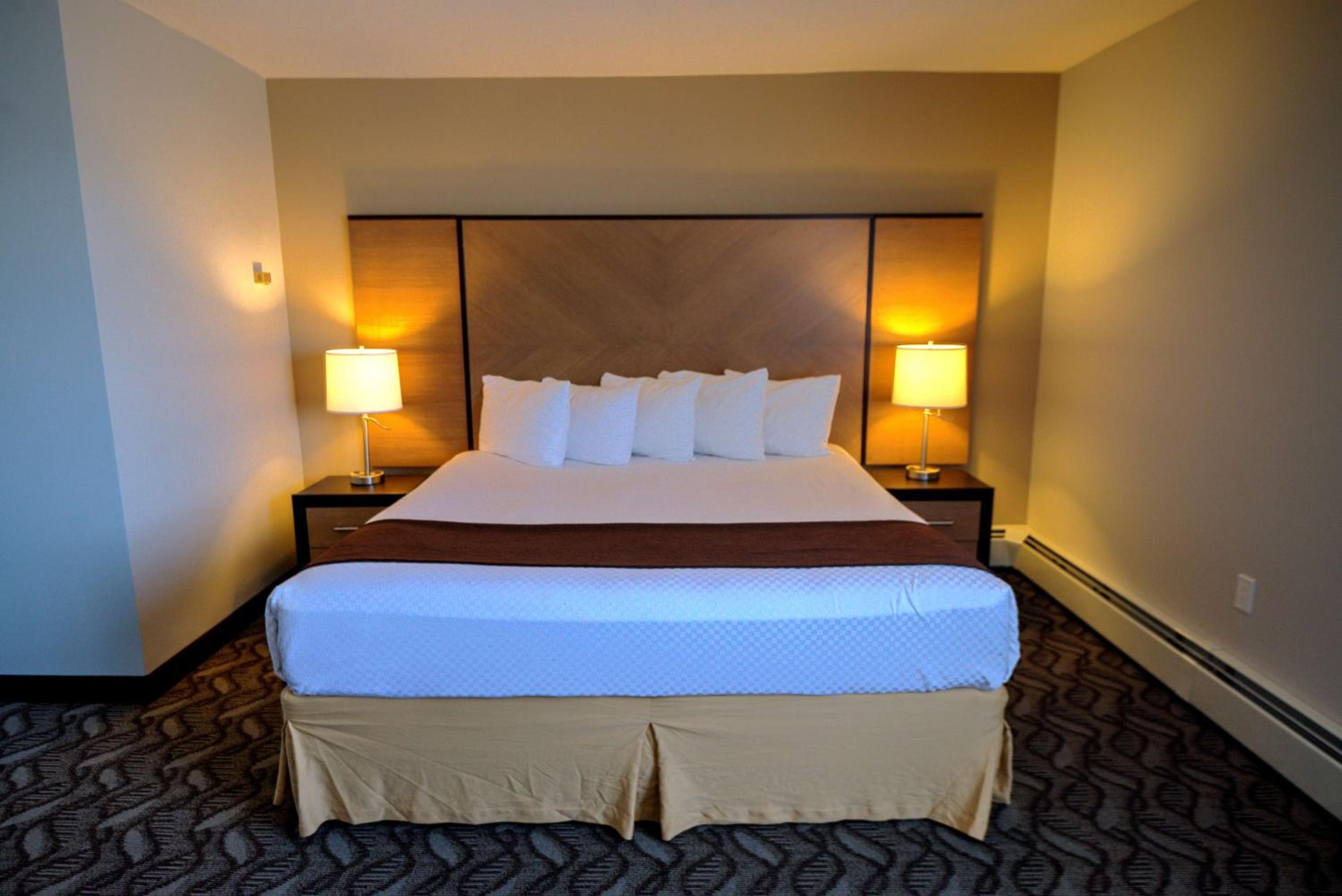 Standard King Room photo 1