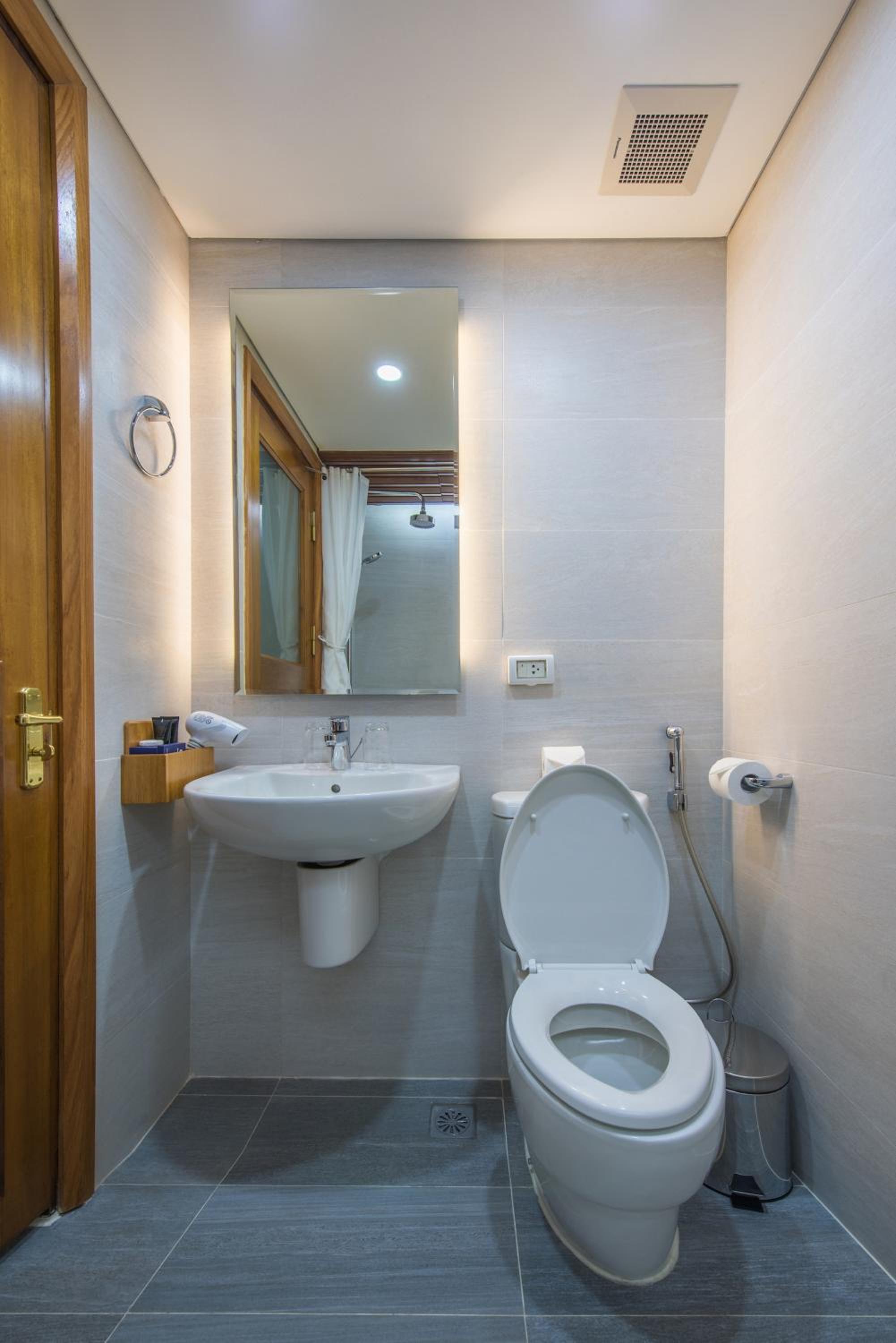 Superior Double Room Internal Window