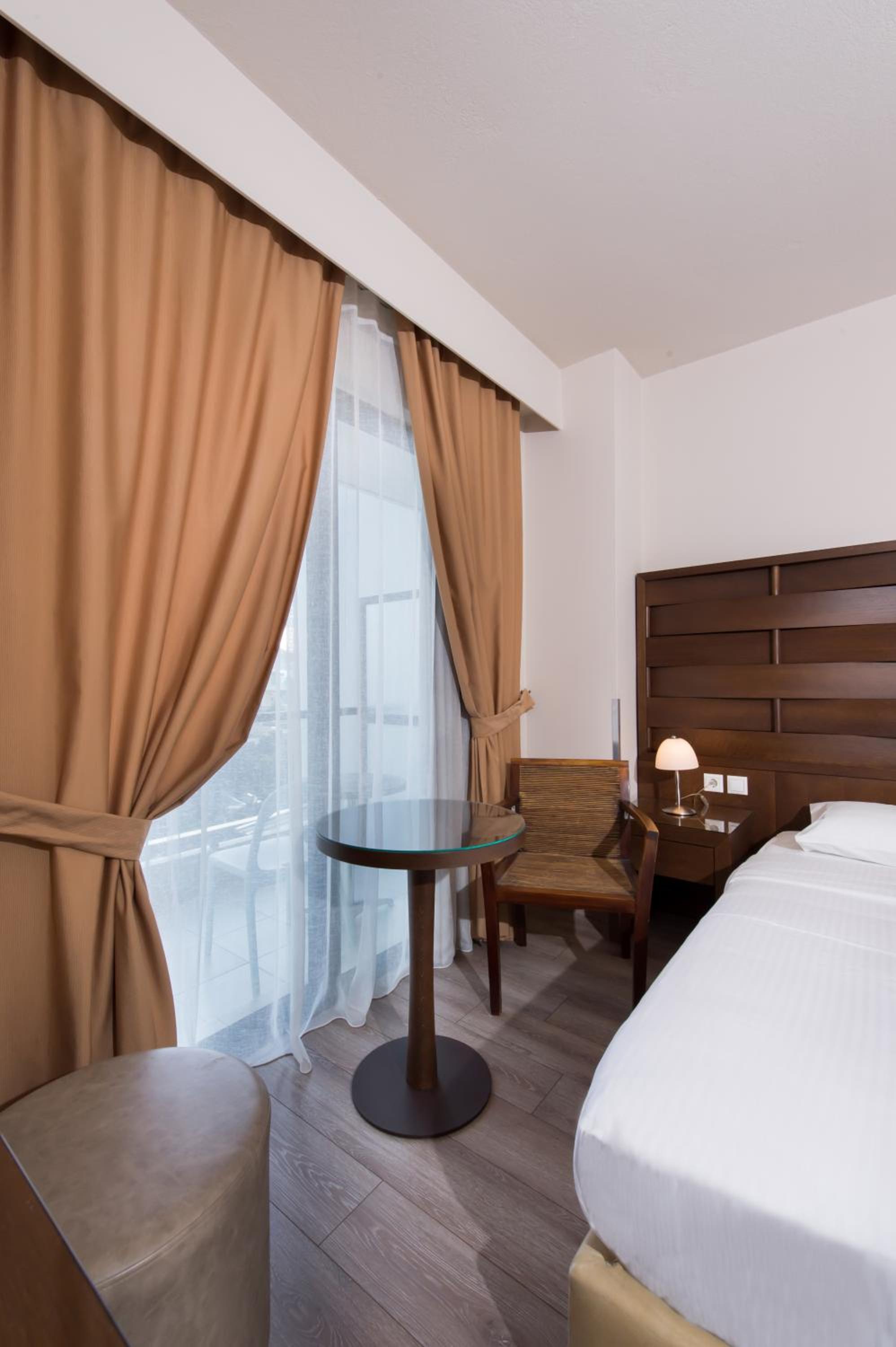 Superior Double Room - Photo 1