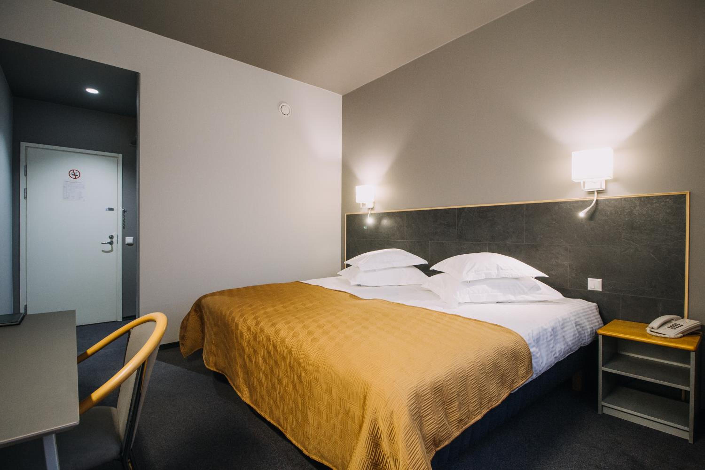 Double or Twin Room photo 2