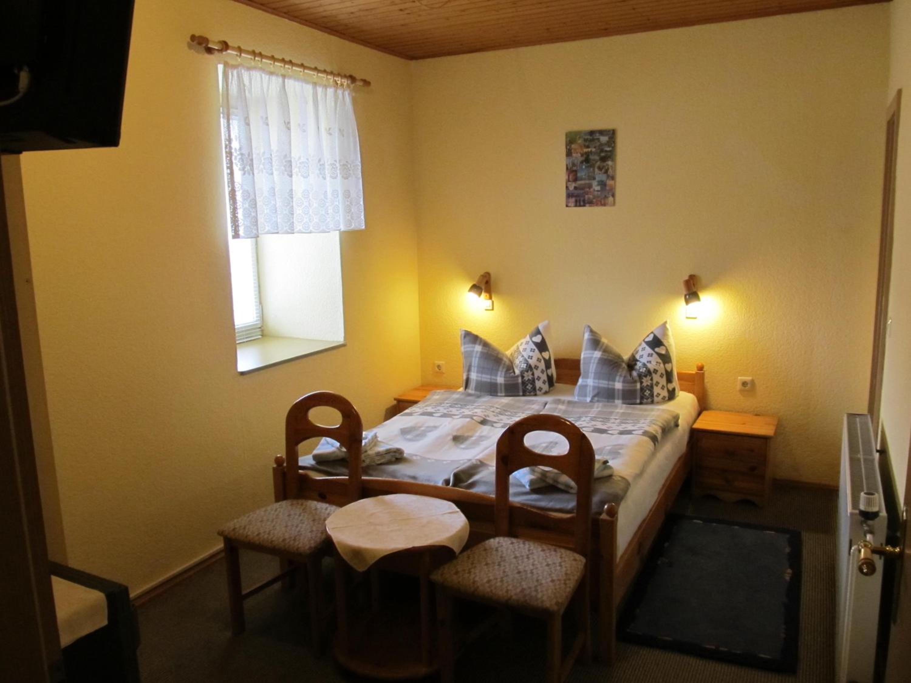 Budget Double Room photo 1