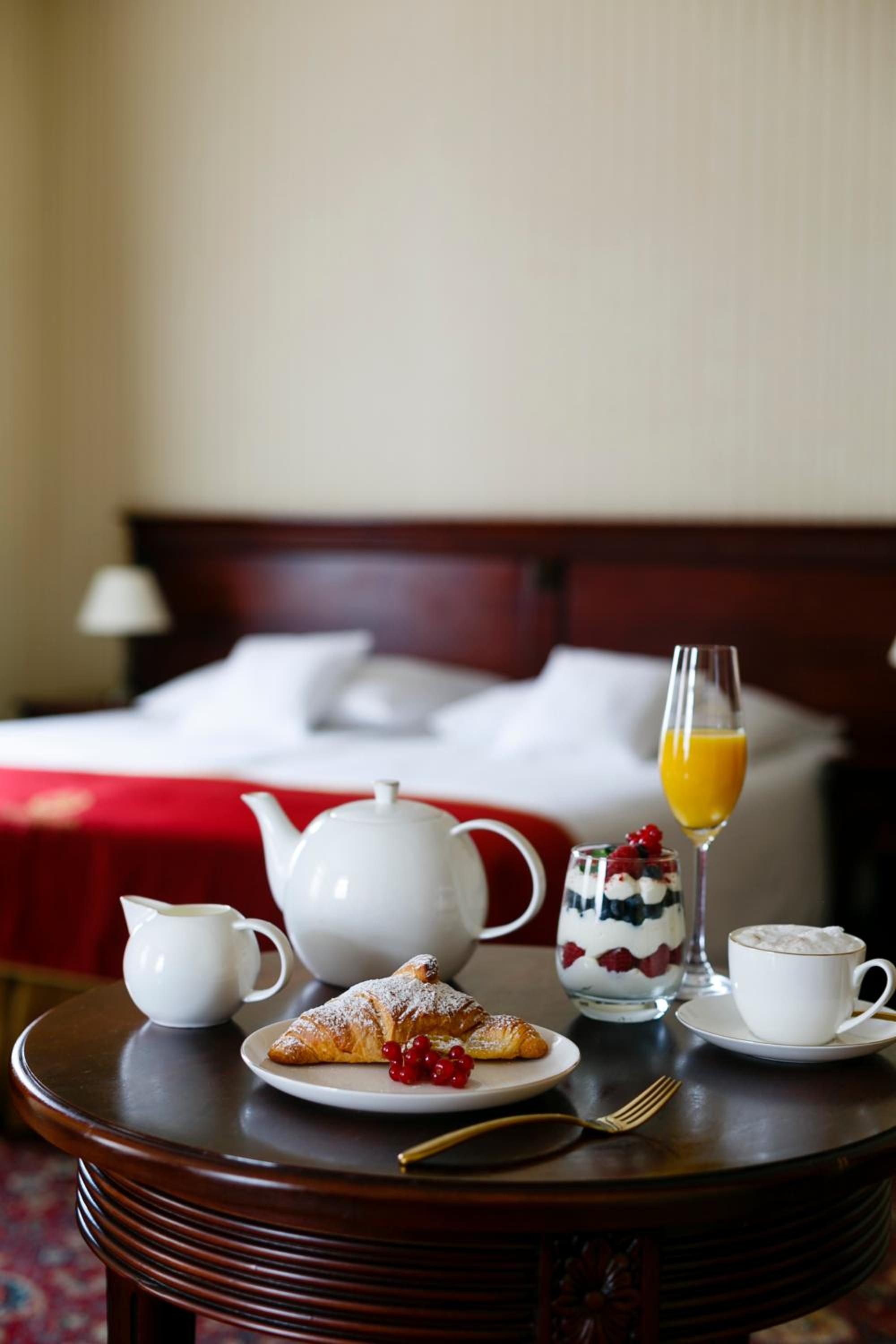 Superior Double Room with Balcony - Photo 1