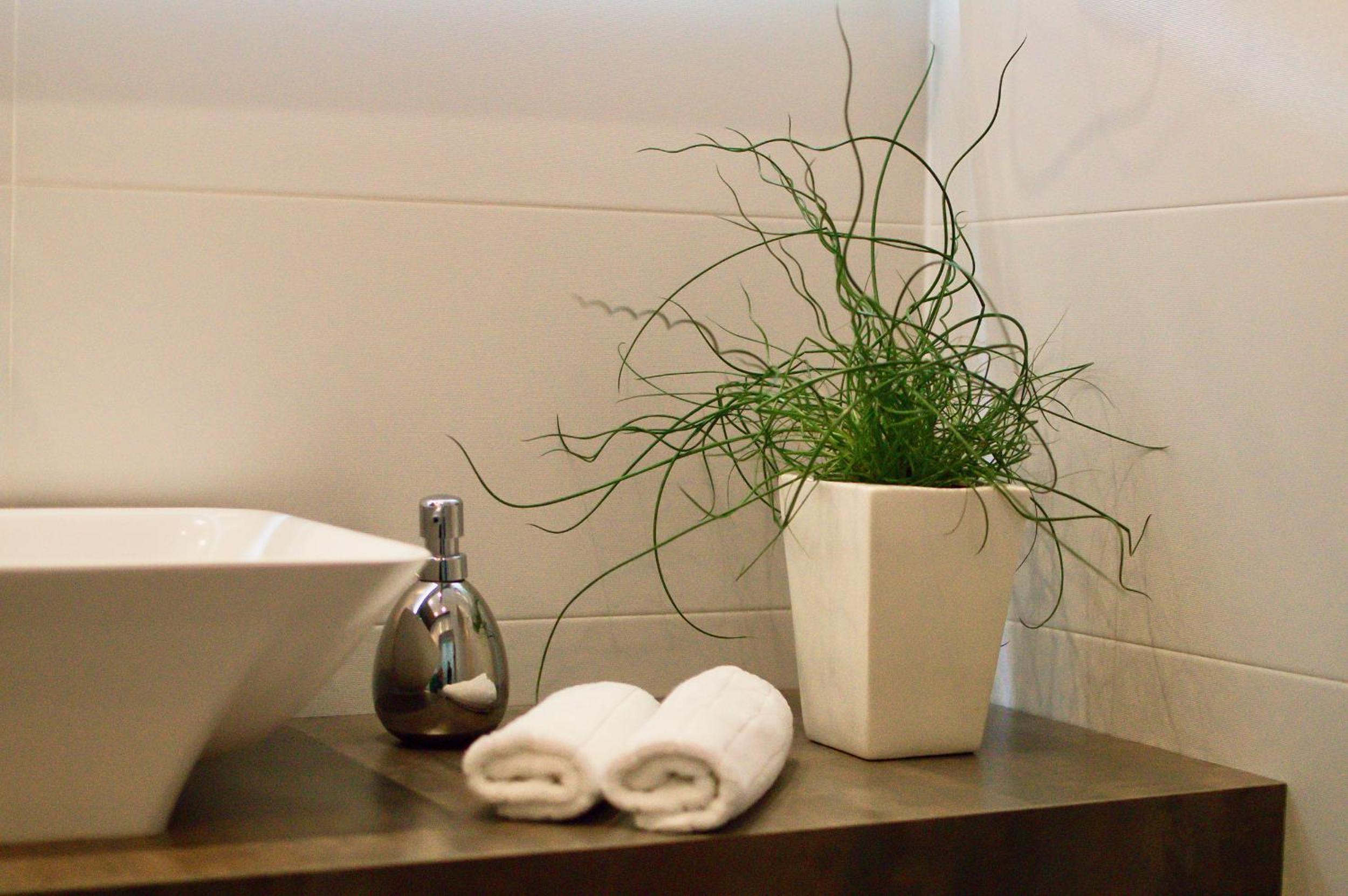 Deluxe Apartment with City View - Photo 11
