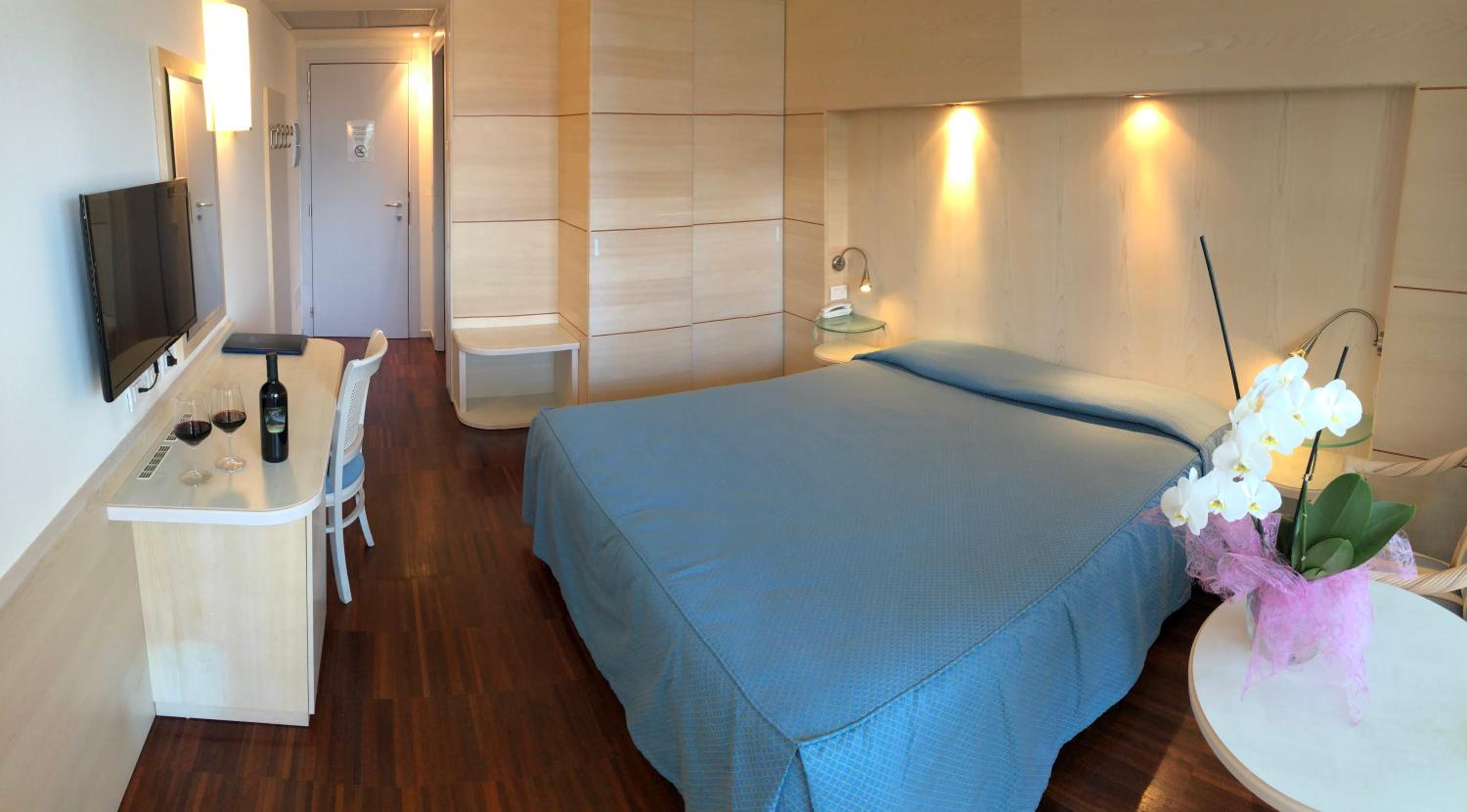 Superior Room - Photo 1