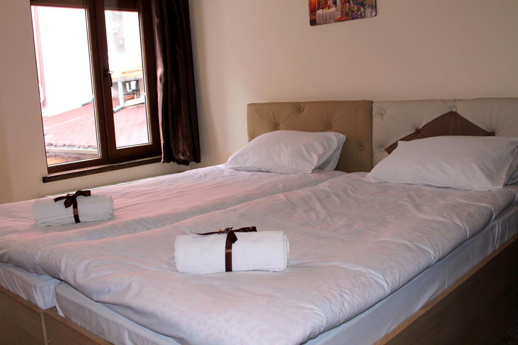 Twin Room with Bathroom