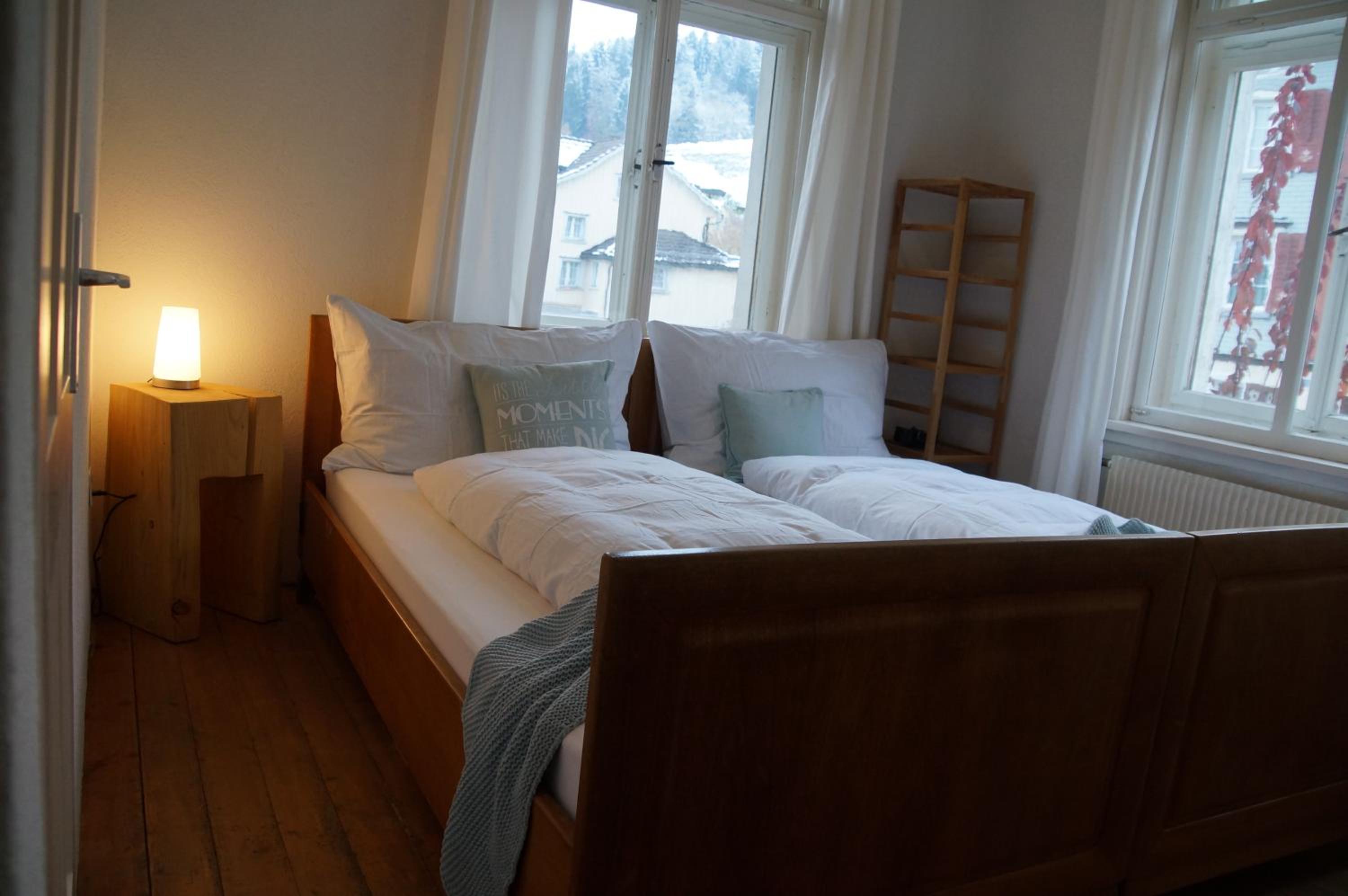 Twin Room with shared bathroom - 1st Floor photo 3